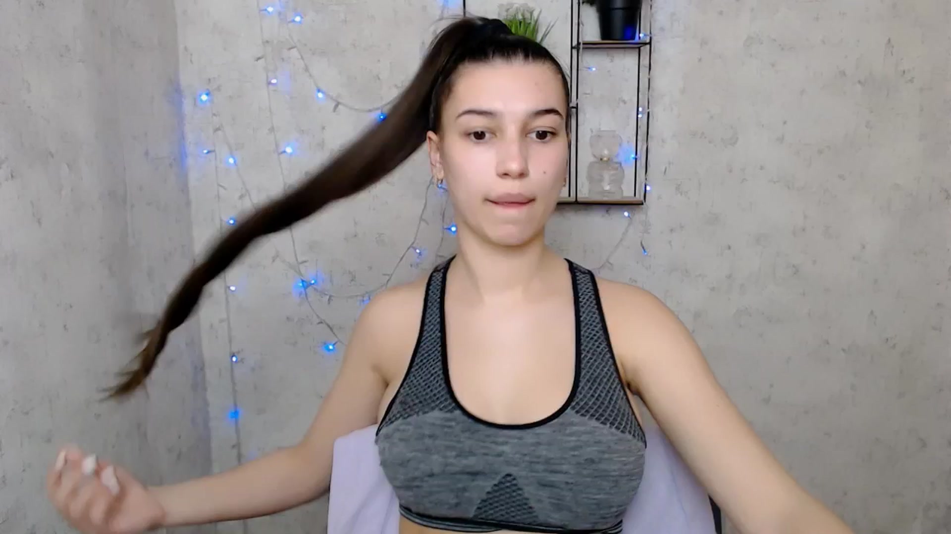 Gallery image thumbnail from PolaKim_'s myfreecams stream on, 03/18/2025, 08:13 image 15 of 20