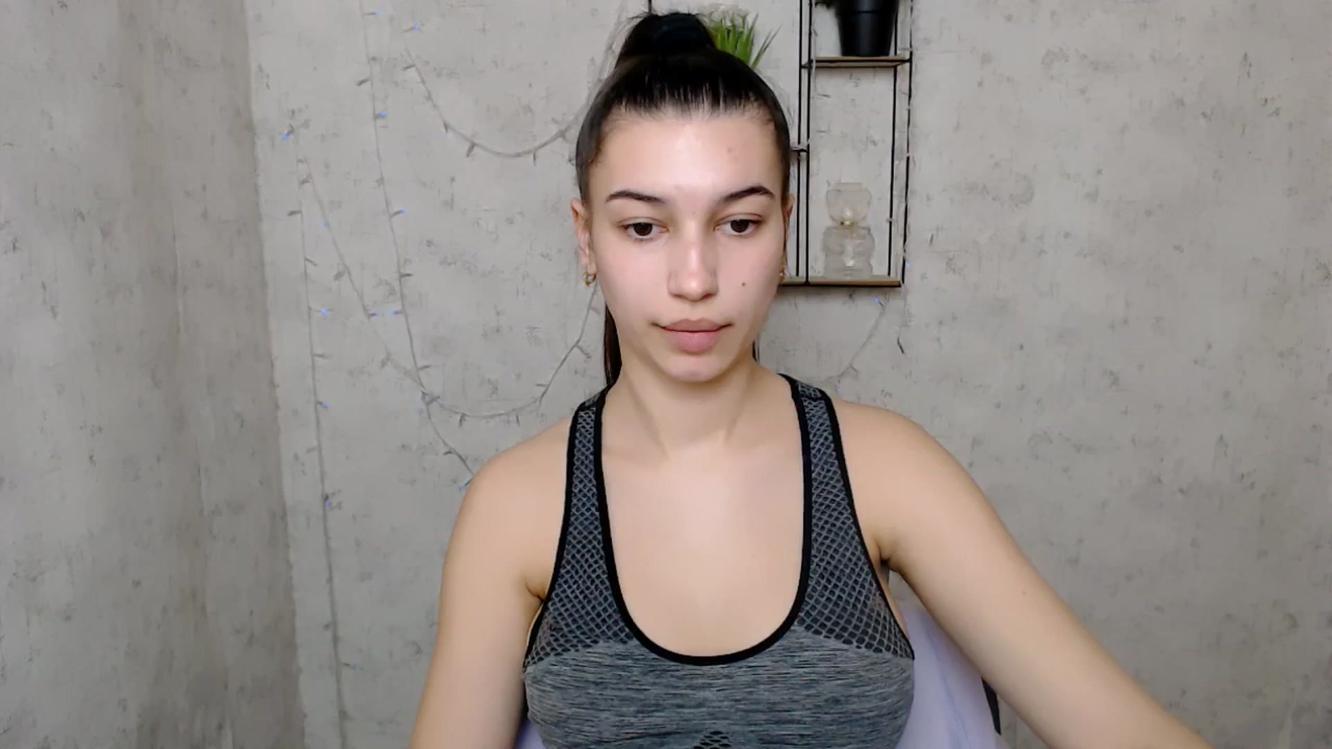 Gallery image thumbnail from PolaKim_'s myfreecams stream on, 03/18/2025, 08:13 image 6 of 20