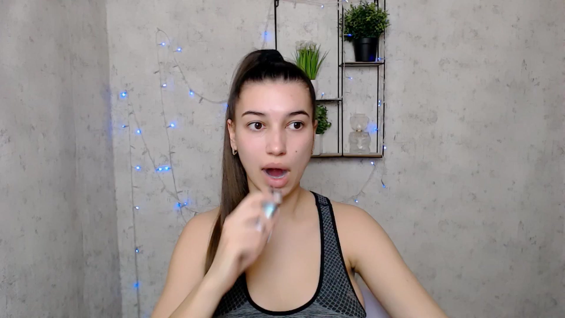 Gallery image thumbnail from PolaKim_'s myfreecams stream on, 03/18/2025, 08:45 image 1 of 20