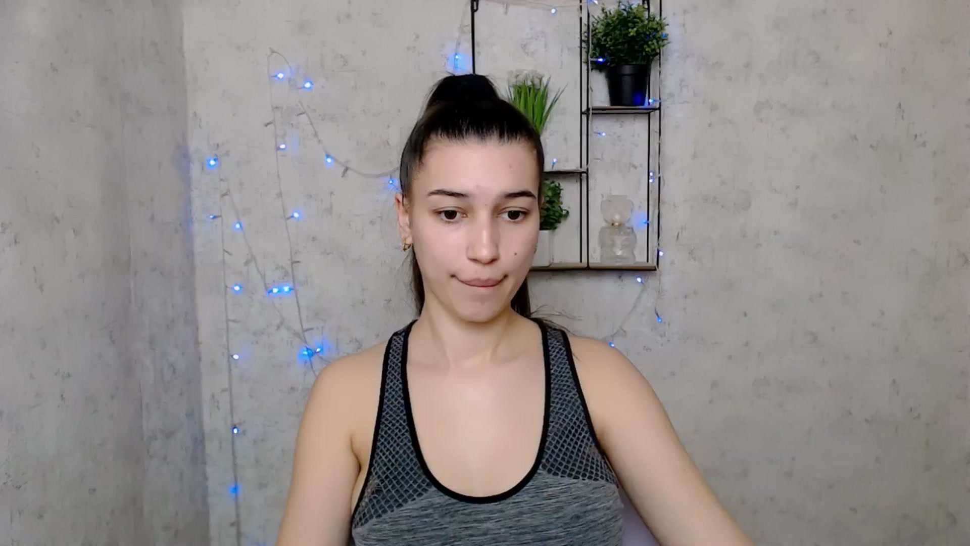 Gallery image thumbnail from PolaKim_'s myfreecams stream on, 03/18/2025, 08:45 image 9 of 20