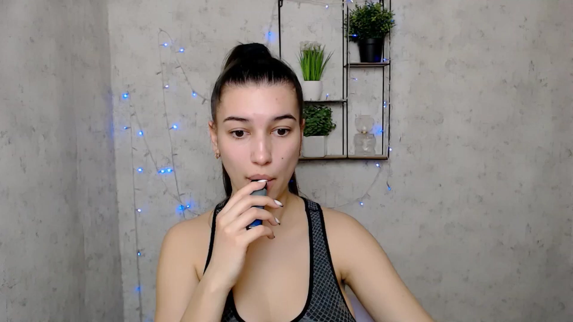 Gallery image thumbnail from PolaKim_'s myfreecams stream on, 03/18/2025, 08:45 image 5 of 20