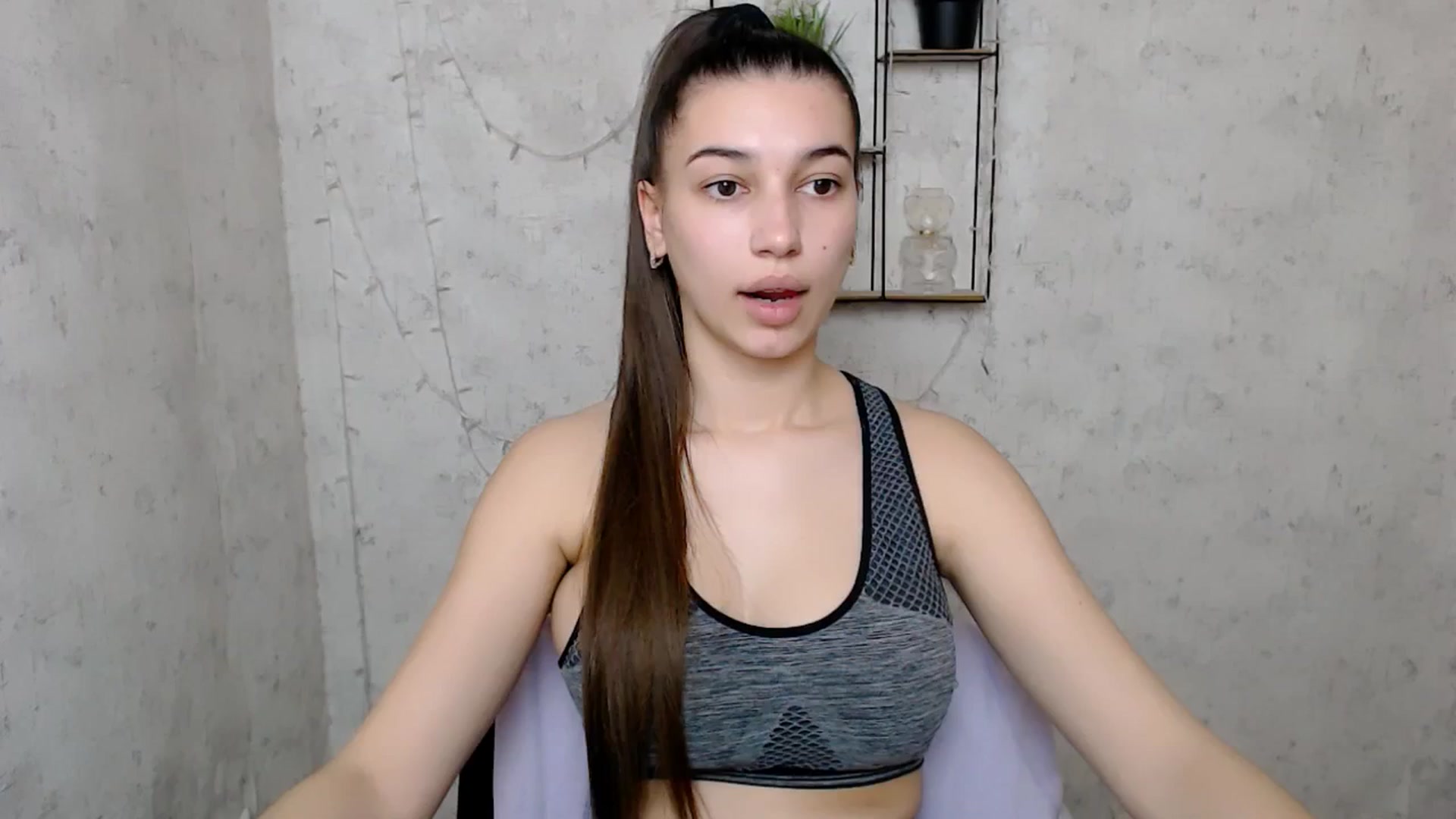Gallery image thumbnail from PolaKim_'s myfreecams stream on, 03/18/2025, 09:08 image 16 of 20