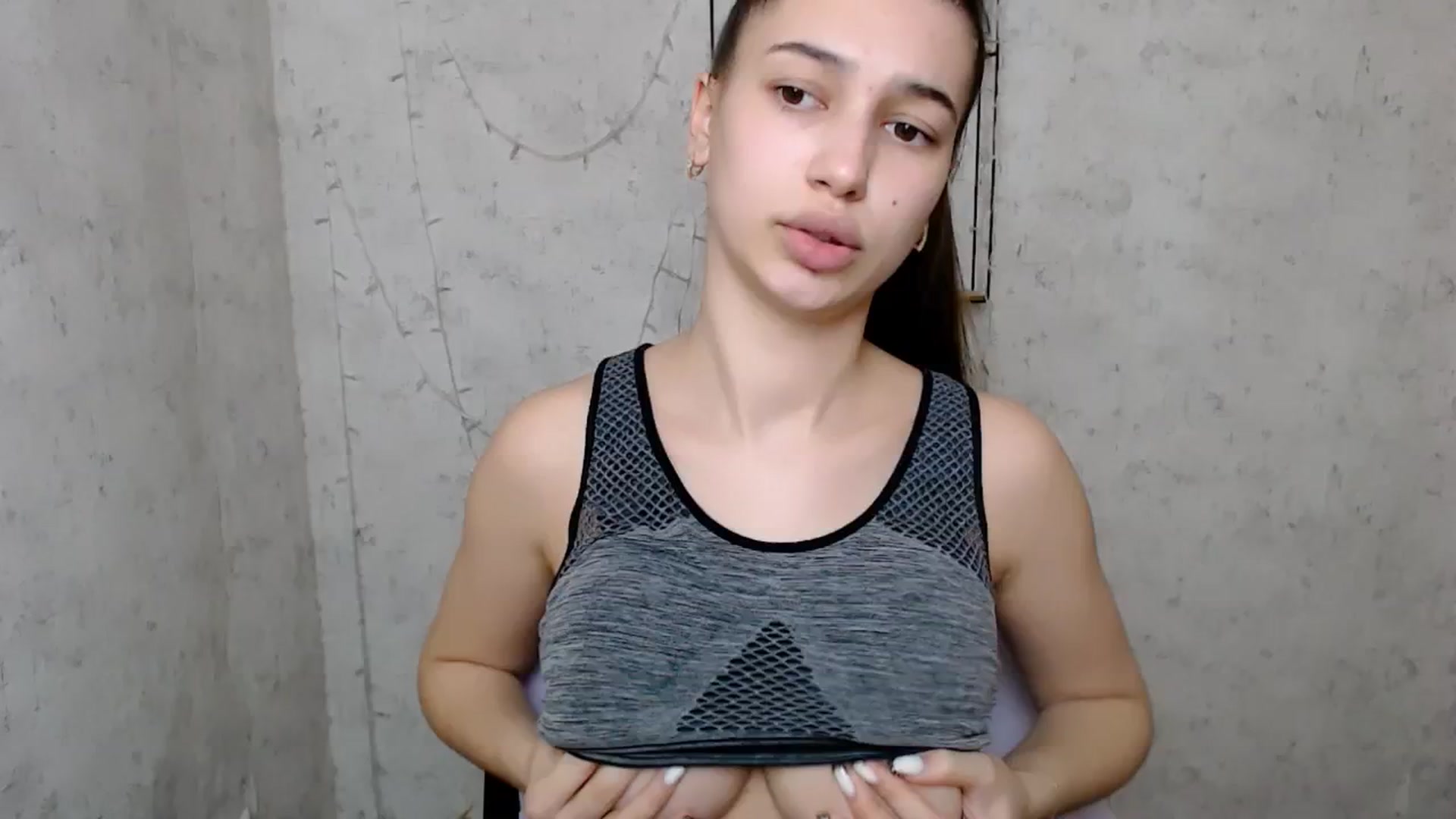 Gallery image thumbnail from PolaKim_'s myfreecams stream on, 03/18/2025, 09:08 image 2 of 20