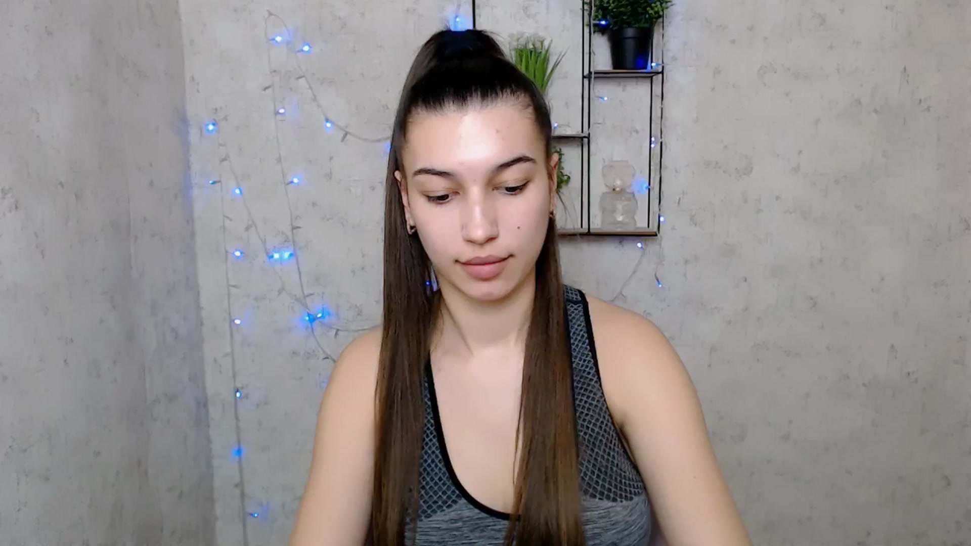 Gallery image thumbnail from PolaKim_'s myfreecams stream on, 03/18/2025, 12:17 image 7 of 20