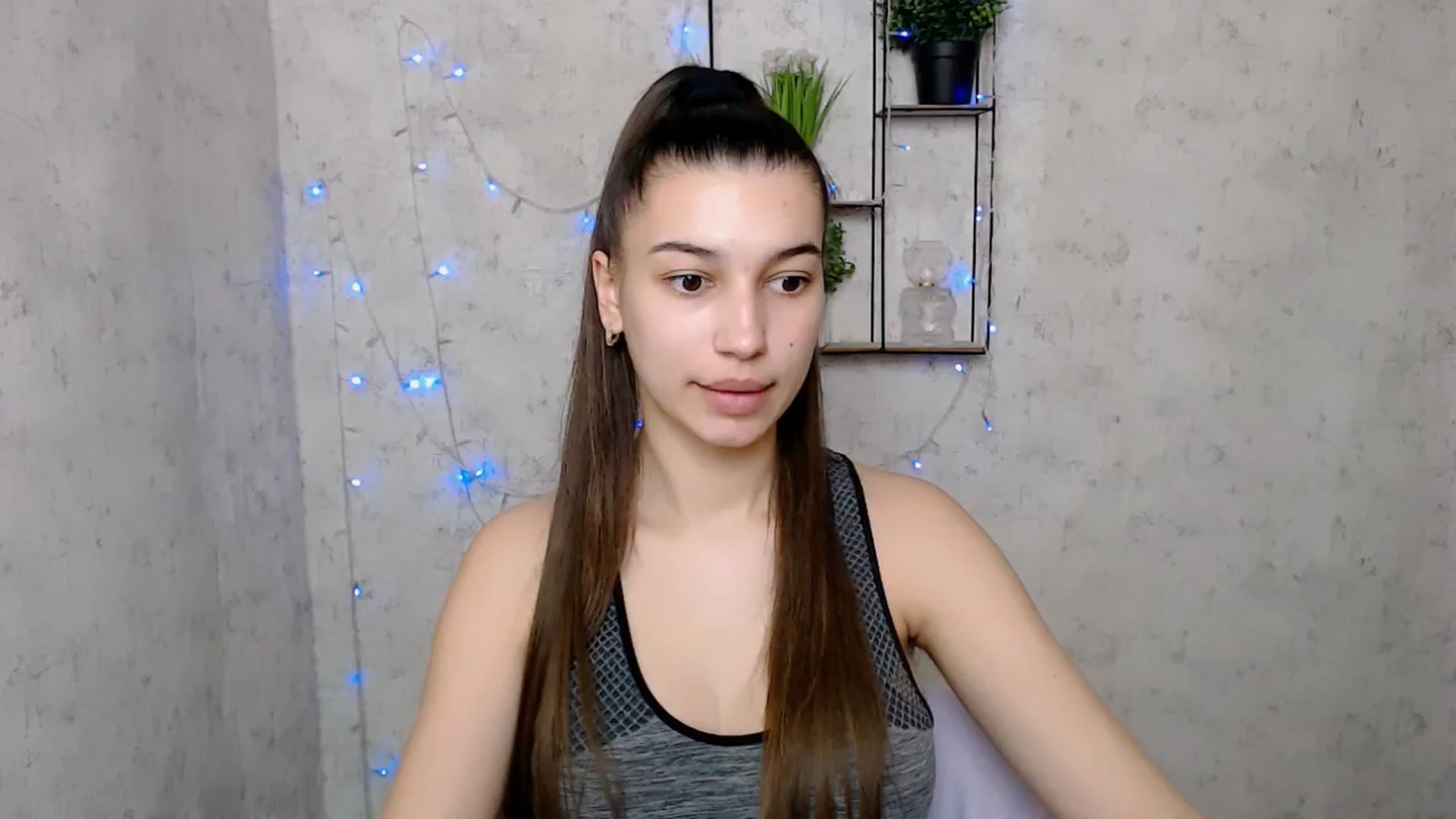Gallery image thumbnail from PolaKim_'s myfreecams stream on, 03/18/2025, 12:17 image 2 of 20