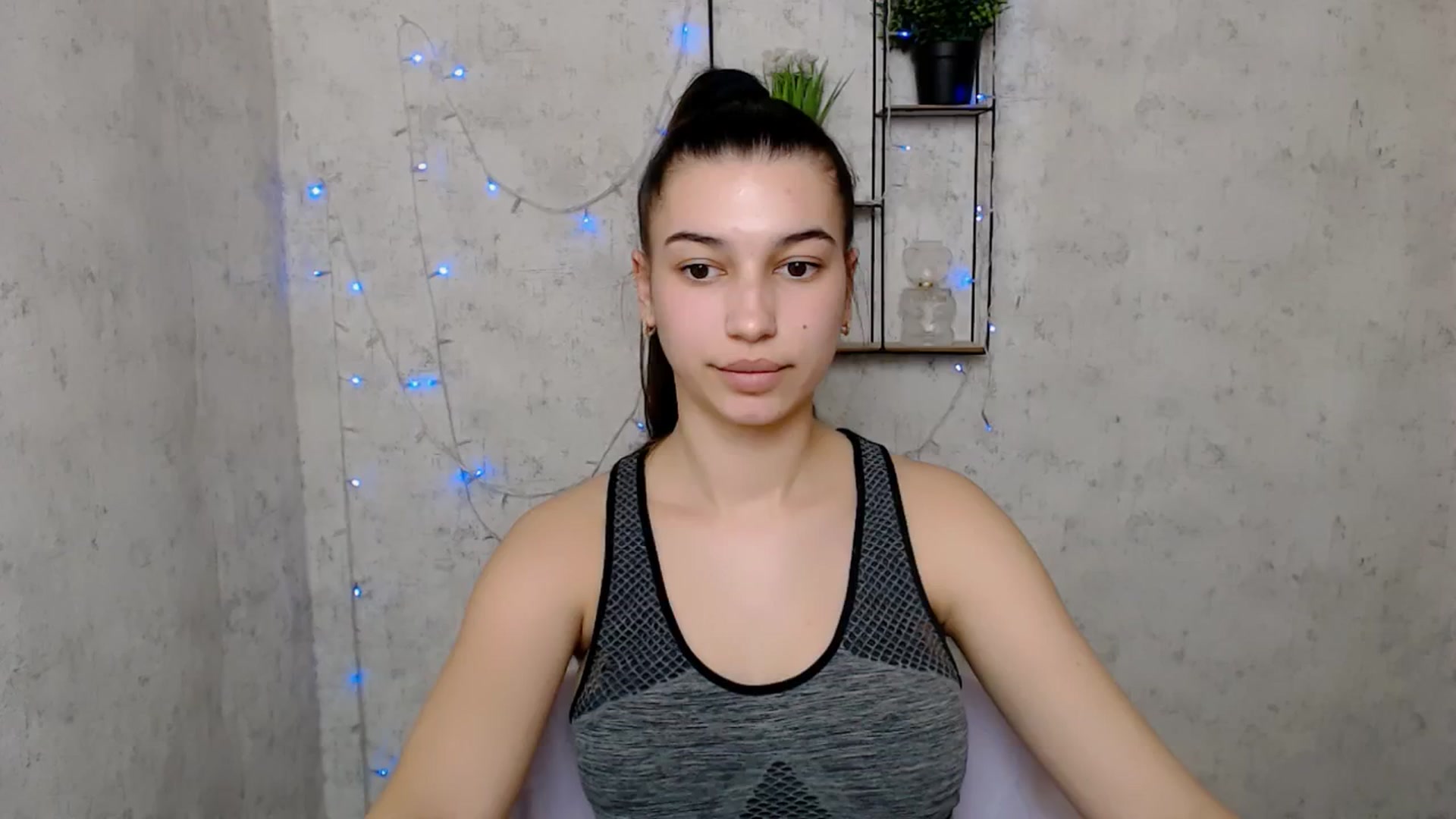 Gallery image thumbnail from PolaKim_'s myfreecams stream on, 03/18/2025, 12:17 image 14 of 20