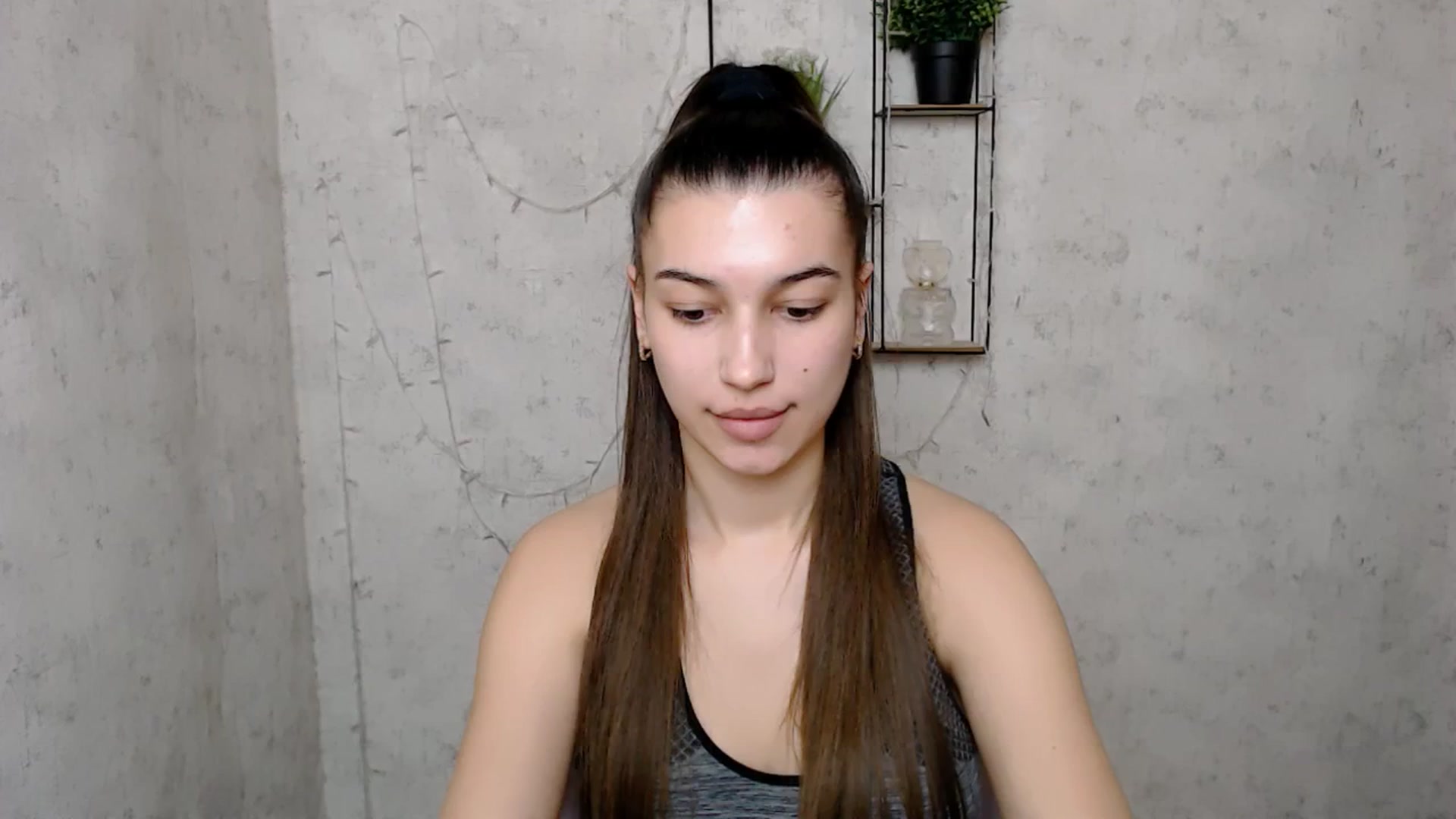 Gallery image thumbnail from PolaKim_'s myfreecams stream on, 03/18/2025, 12:17 image 4 of 20