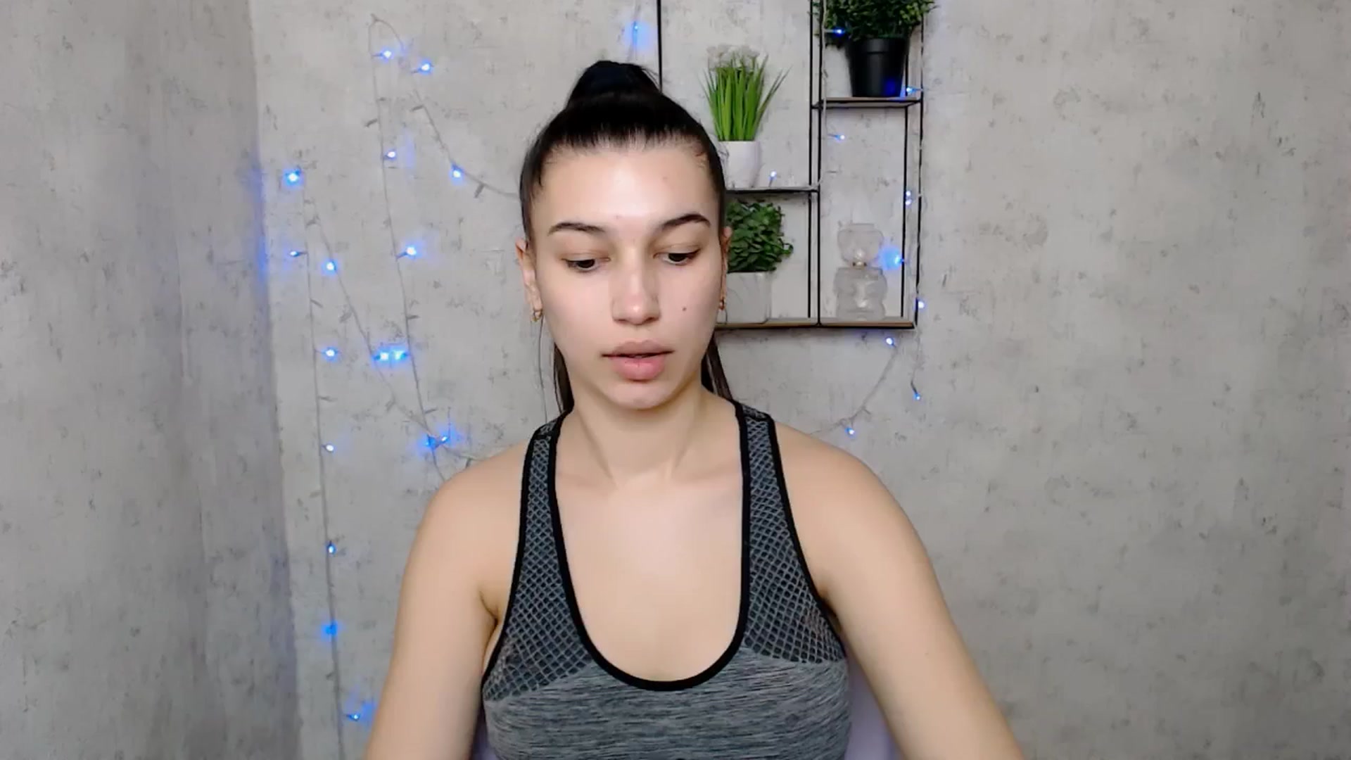 Gallery image thumbnail from PolaKim_'s myfreecams stream on, 03/18/2025, 12:17 image 1 of 20