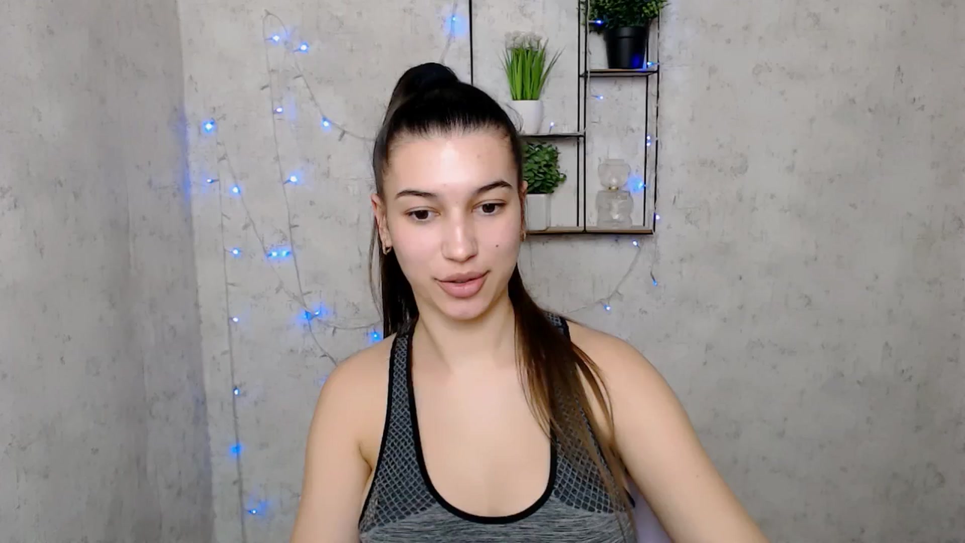 Gallery image thumbnail from PolaKim_'s myfreecams stream on, 03/18/2025, 13:25 image 7 of 20
