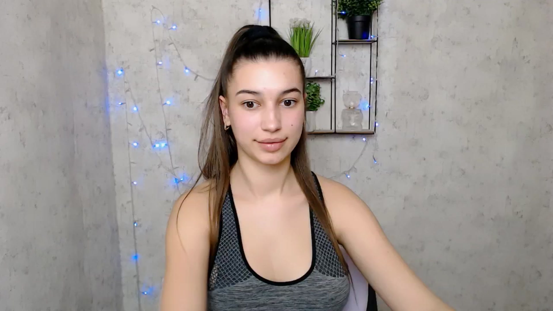 Gallery image thumbnail from PolaKim_'s myfreecams stream on, 03/18/2025, 13:25 image 5 of 20