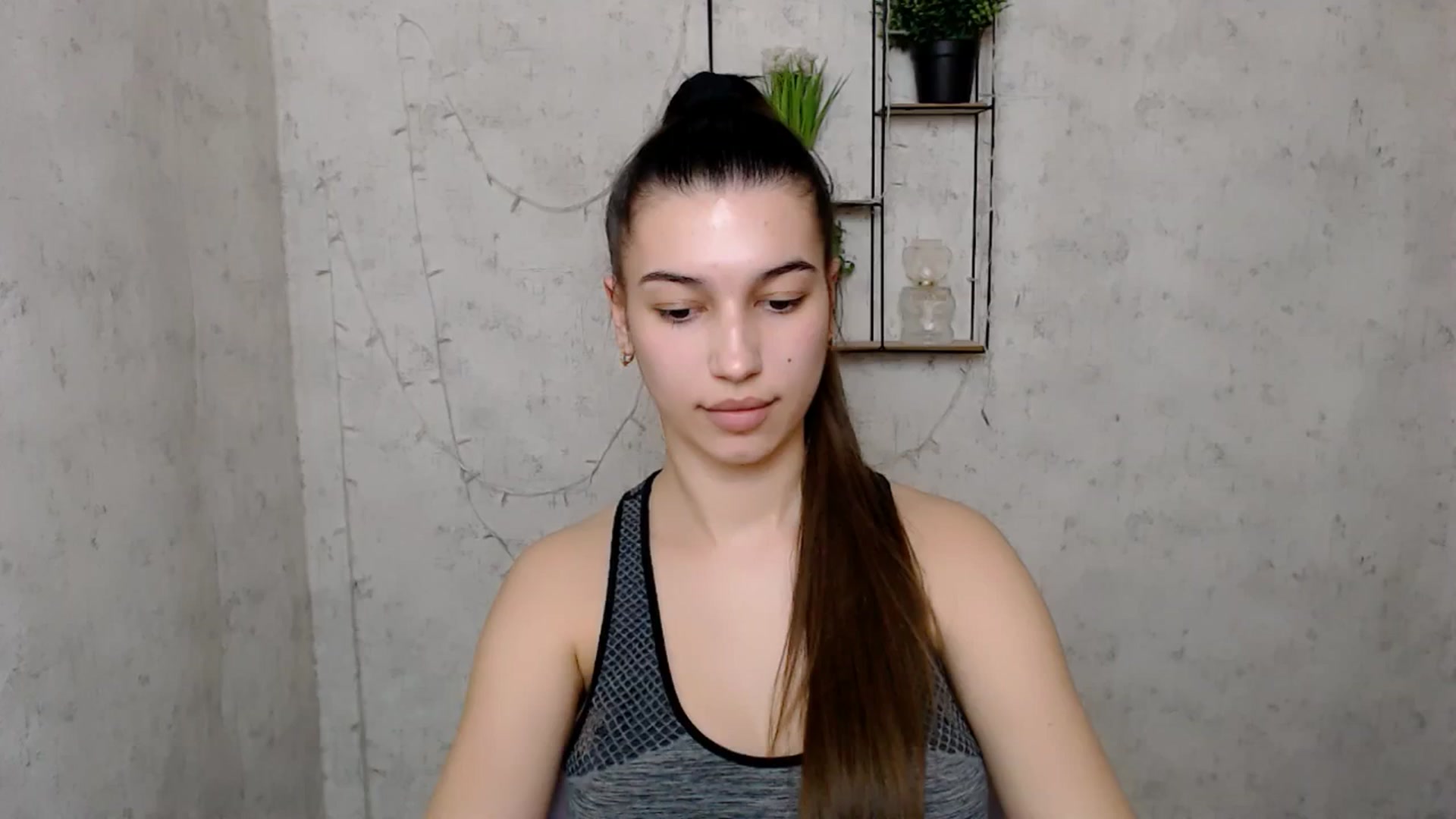 Gallery image thumbnail from PolaKim_'s myfreecams stream on, 03/18/2025, 14:16 image 2 of 20