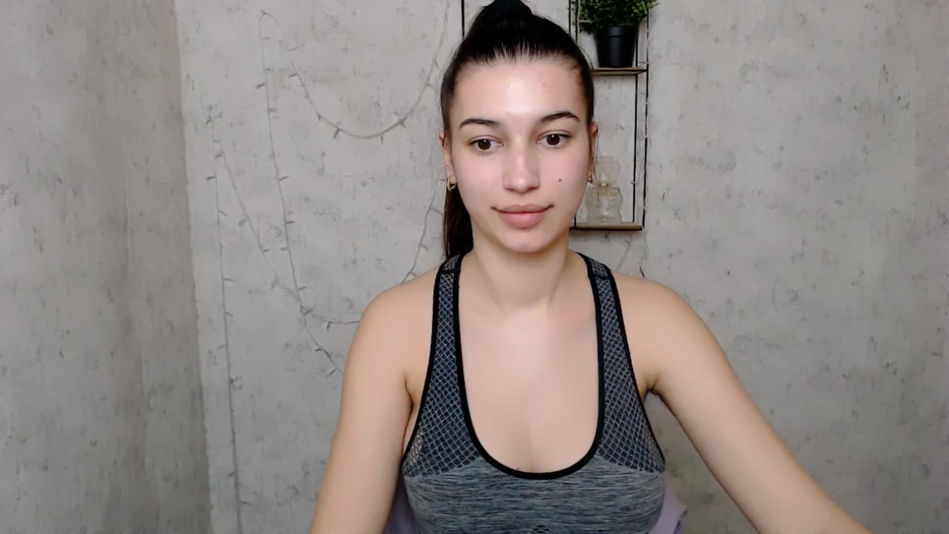 Gallery image thumbnail from PolaKim_'s myfreecams stream on, 03/18/2025, 14:16 image 19 of 20