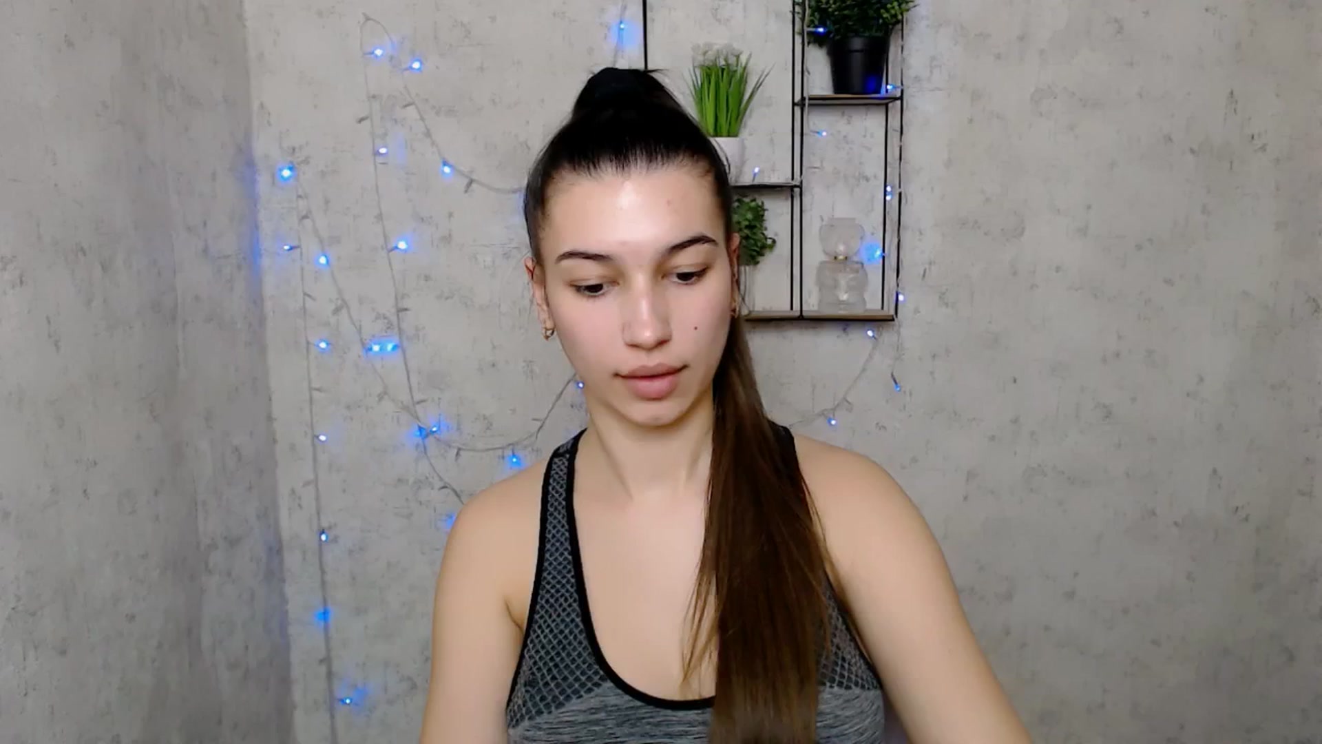 Gallery image thumbnail from PolaKim_'s myfreecams stream on, 03/18/2025, 14:16 image 1 of 20
