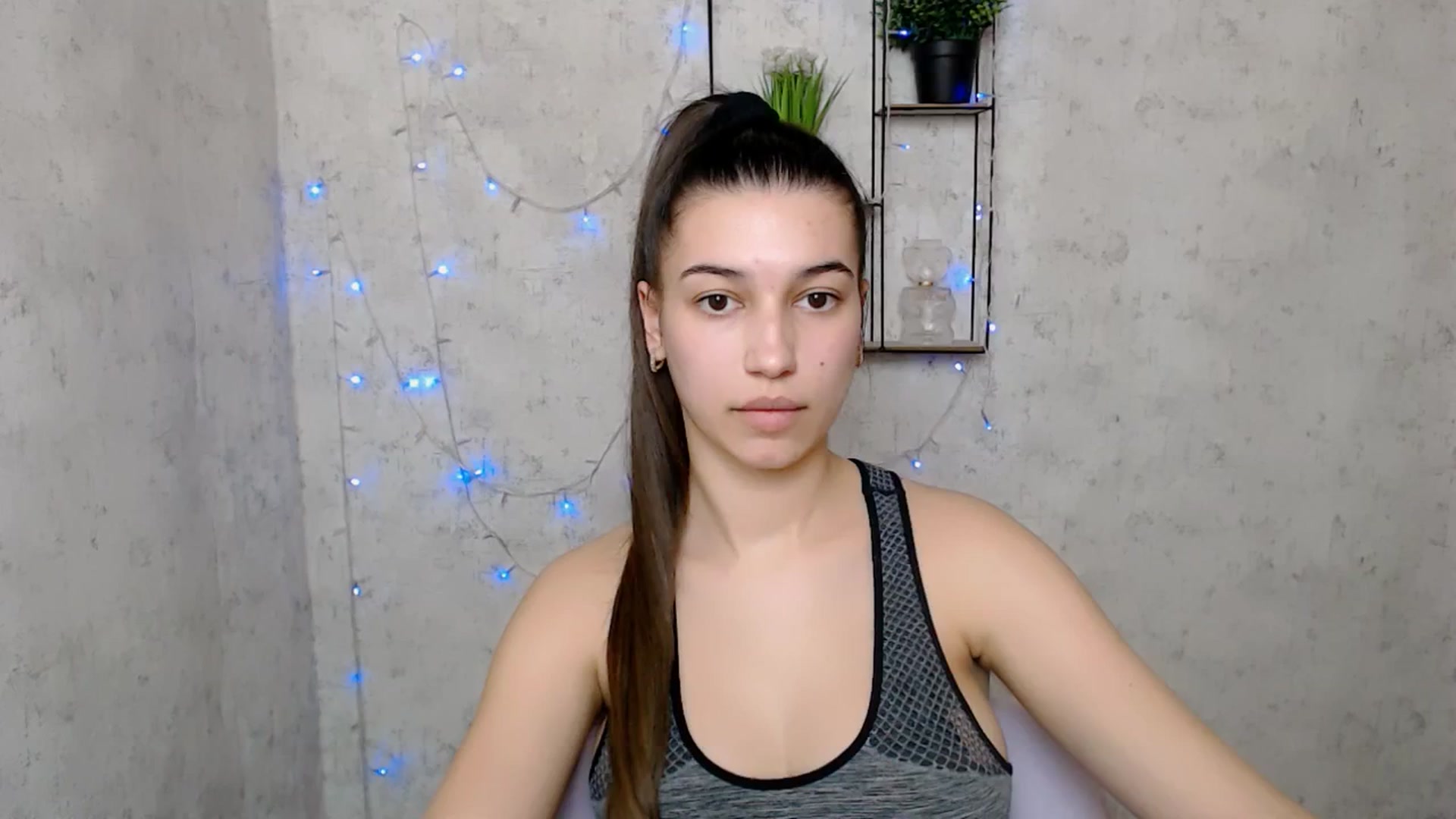 Gallery image thumbnail from PolaKim_'s myfreecams stream on, 03/18/2025, 14:16 image 13 of 20