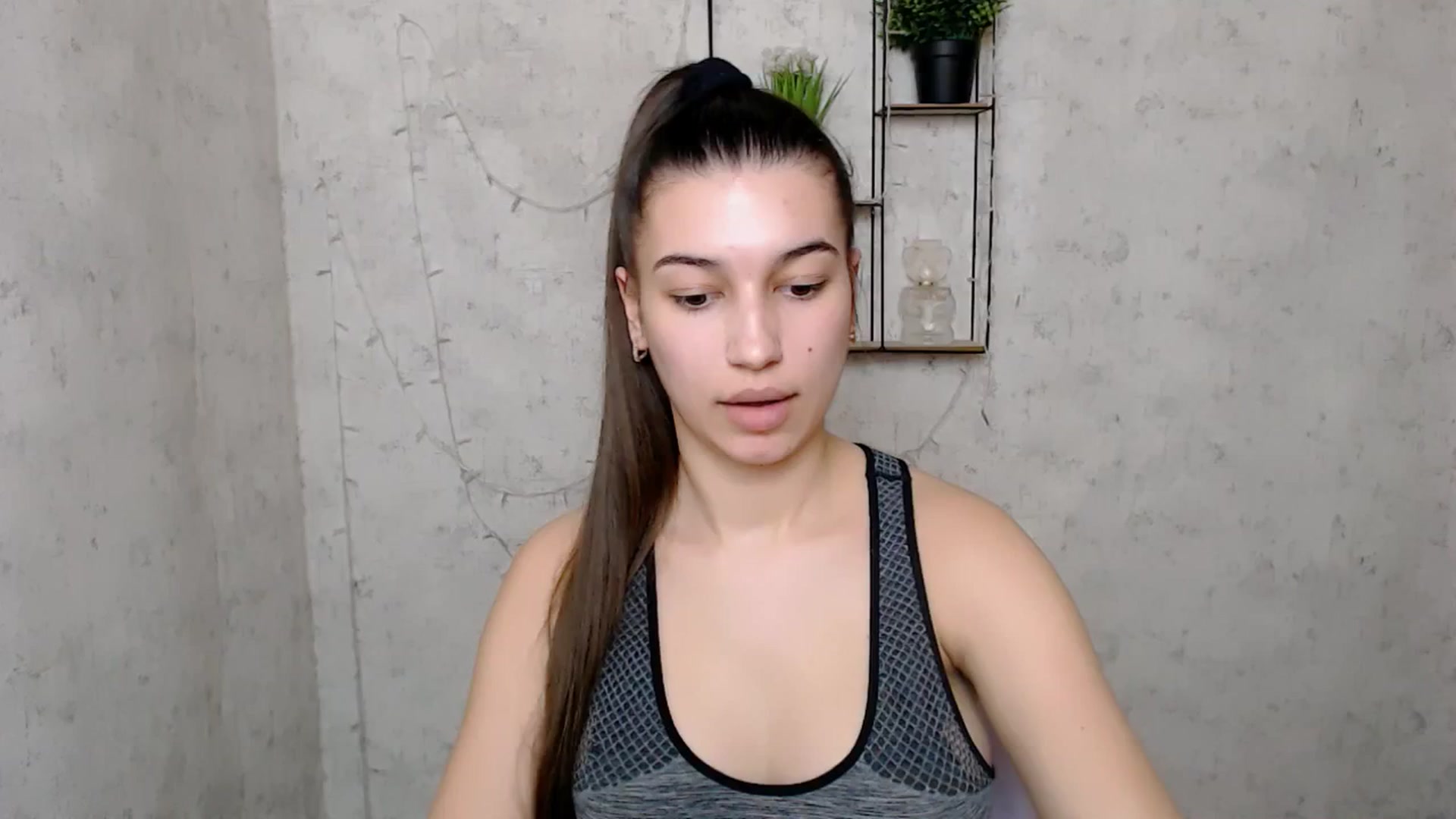 Gallery image thumbnail from PolaKim_'s myfreecams stream on, 03/18/2025, 14:16 image 8 of 20