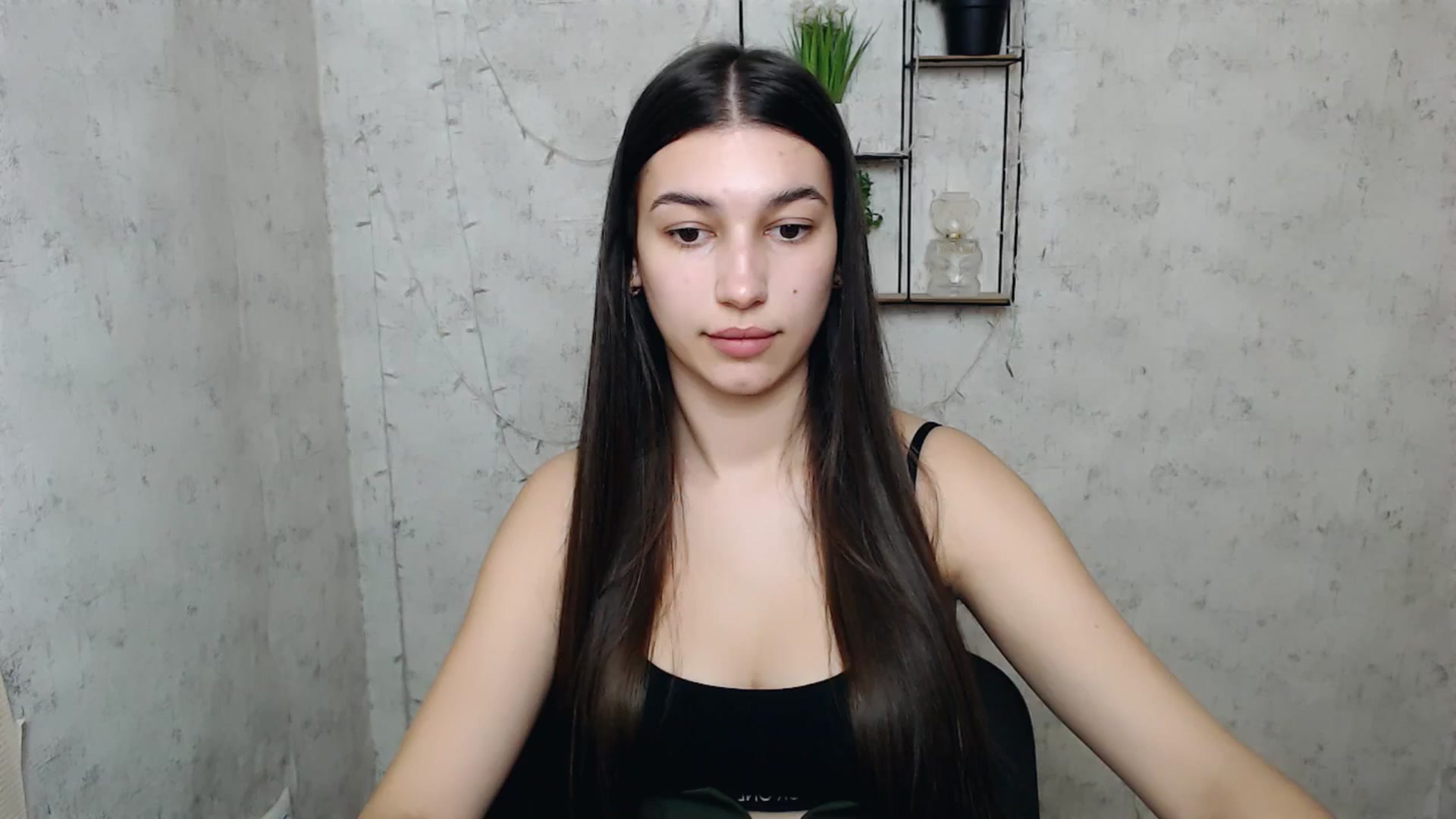 Gallery image thumbnail from PolaKim_'s myfreecams stream on, 03/19/2025, 09:21 image 10 of 20
