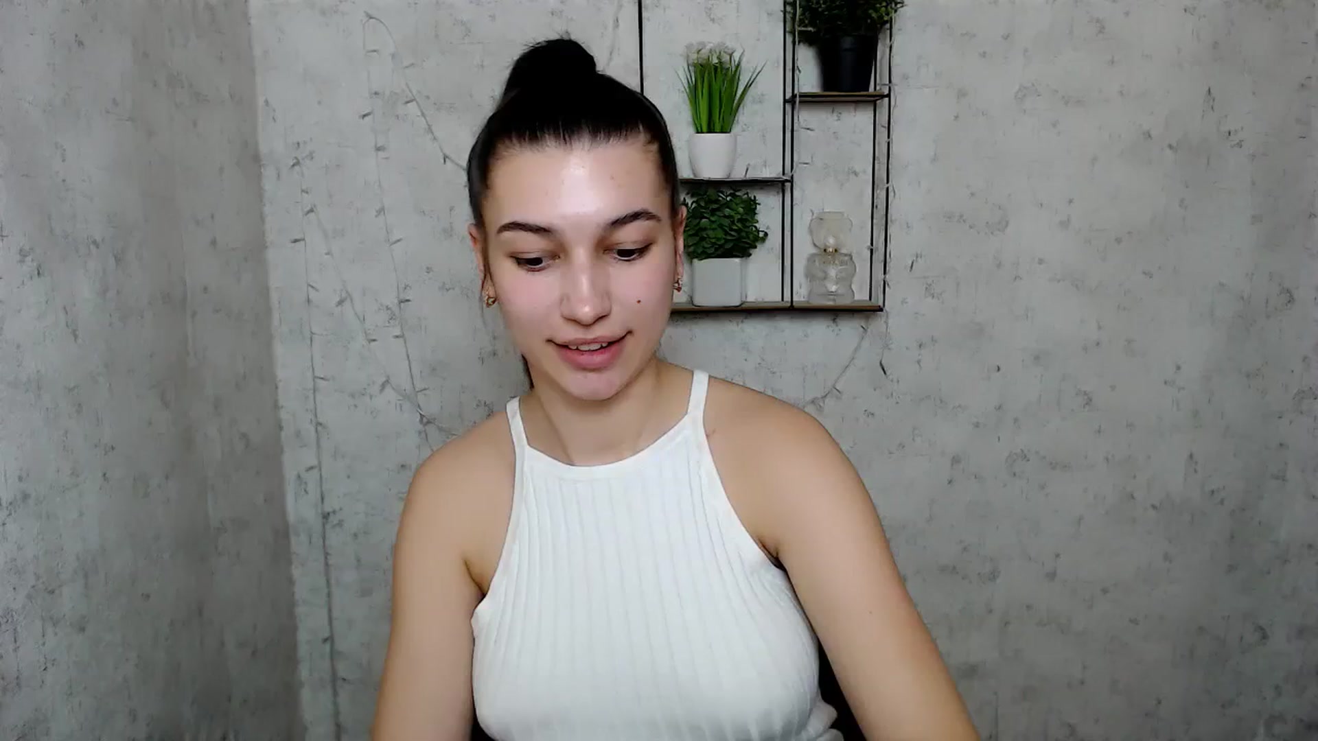 Gallery image thumbnail from PolaKim_'s myfreecams stream on, 03/21/2025, 10:29 image 7 of 20
