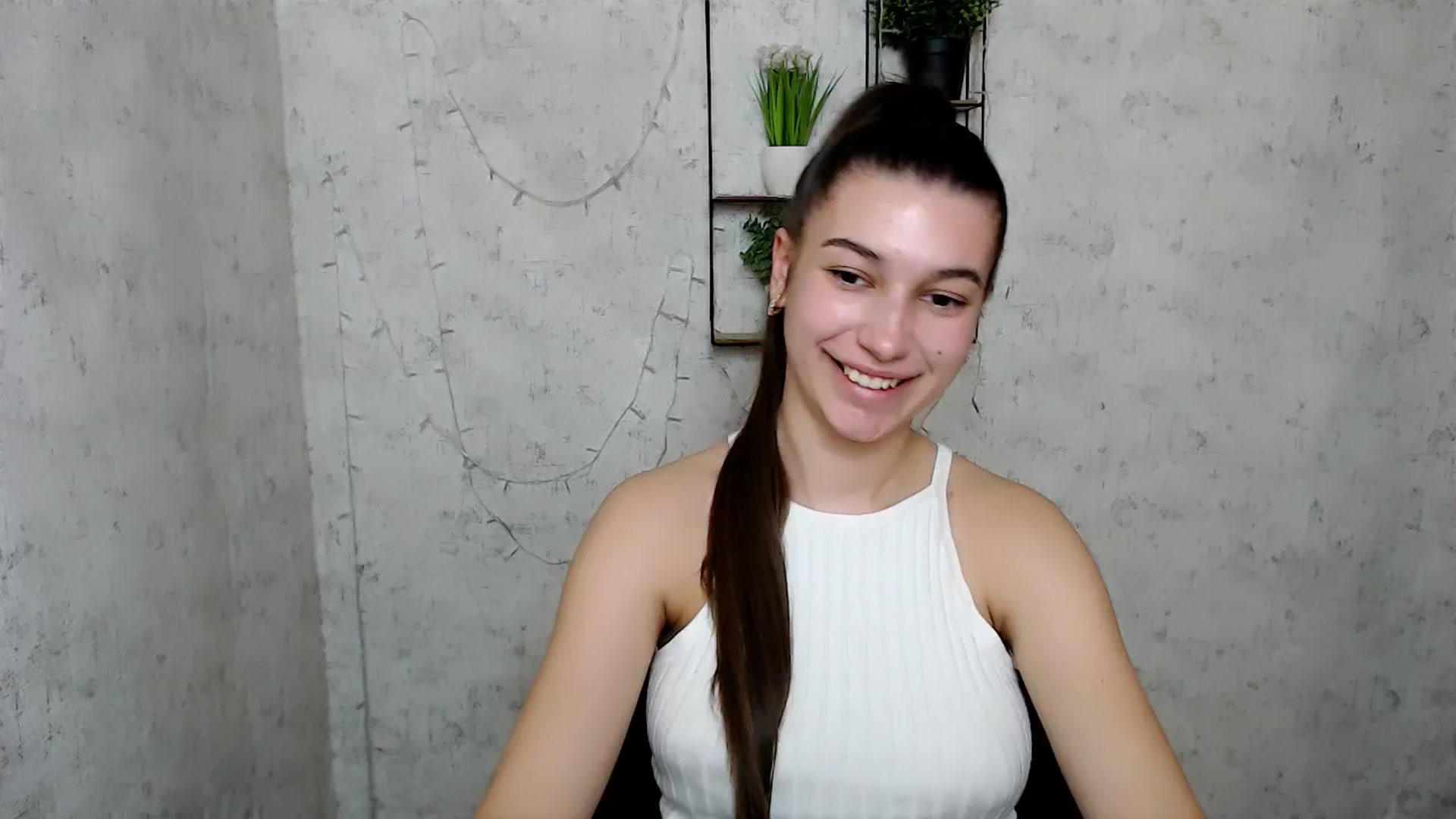 Gallery image thumbnail from PolaKim_'s myfreecams stream on, 03/21/2025, 10:29 image 18 of 20