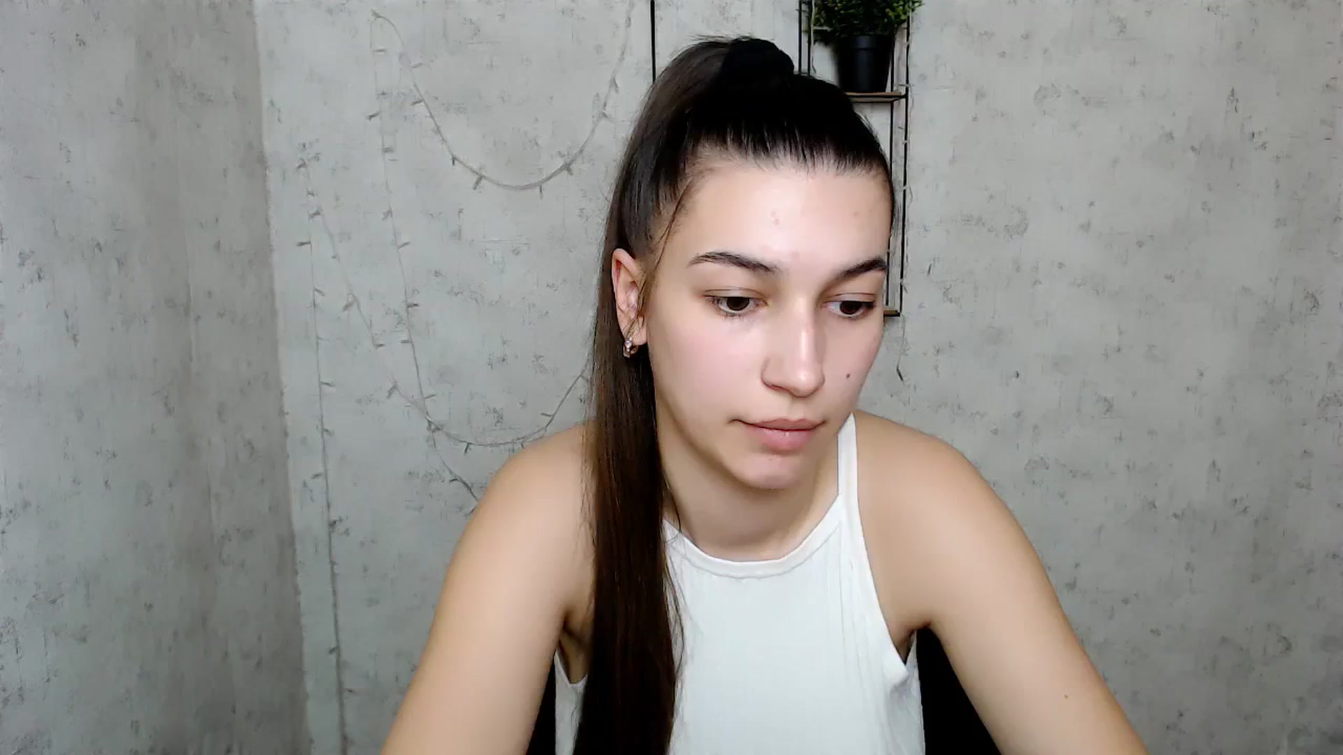 Gallery image thumbnail from PolaKim_'s myfreecams stream on, 03/21/2025, 11:21 image 18 of 20