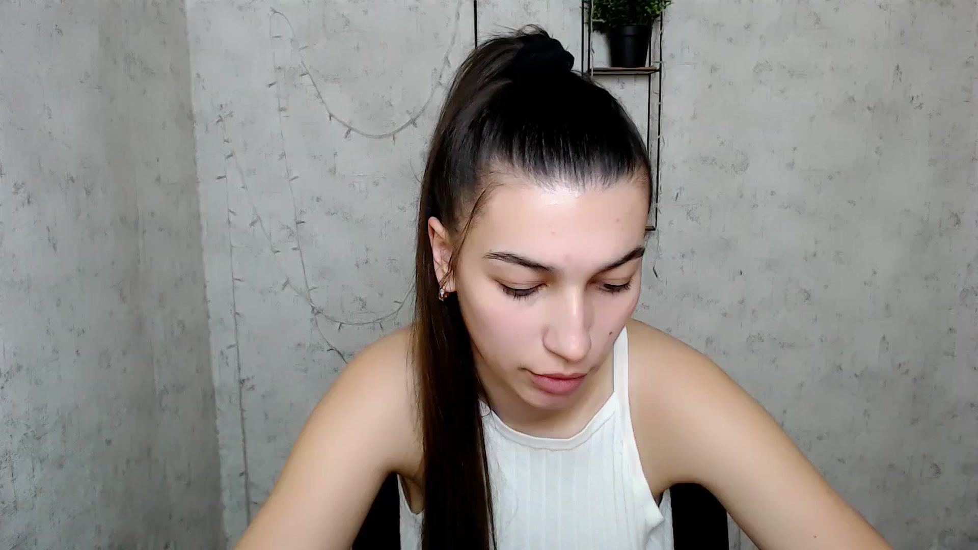 Gallery image thumbnail from PolaKim_'s myfreecams stream on, 03/21/2025, 11:21 image 16 of 20