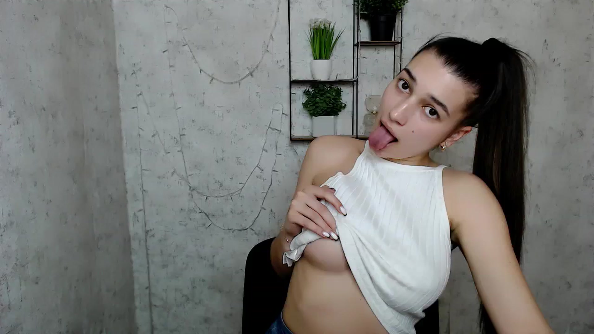 Gallery image thumbnail from PolaKim_'s myfreecams stream on, 03/21/2025, 11:21 image 2 of 20