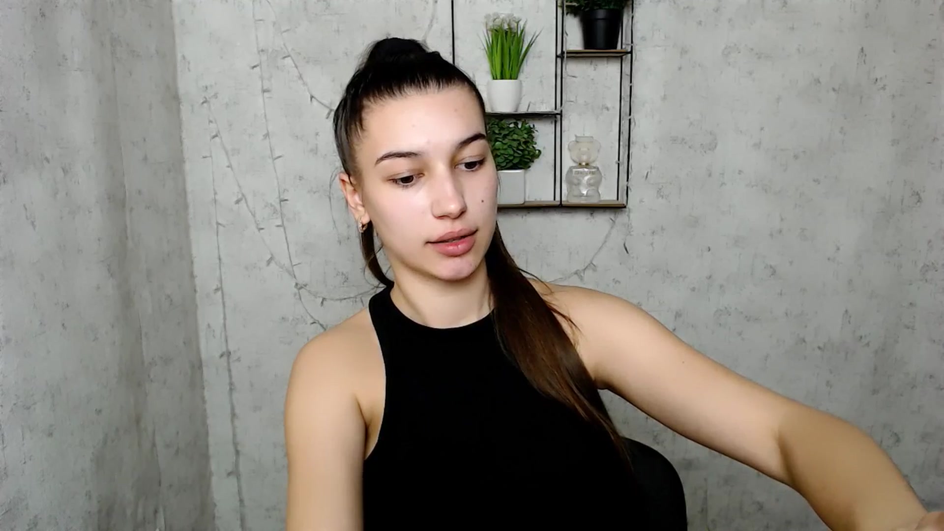 Gallery image thumbnail from PolaKim_'s myfreecams stream on, 03/22/2025, 10:48 image 15 of 20