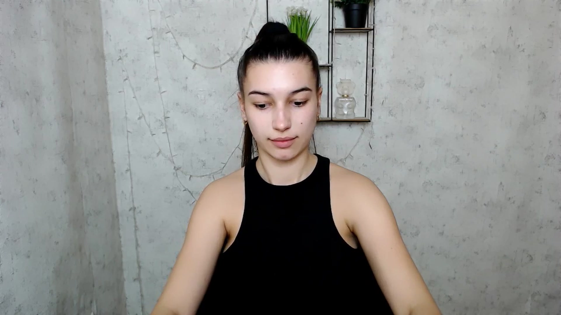 Gallery image thumbnail from PolaKim_'s myfreecams stream on, 03/22/2025, 13:14 image 11 of 20