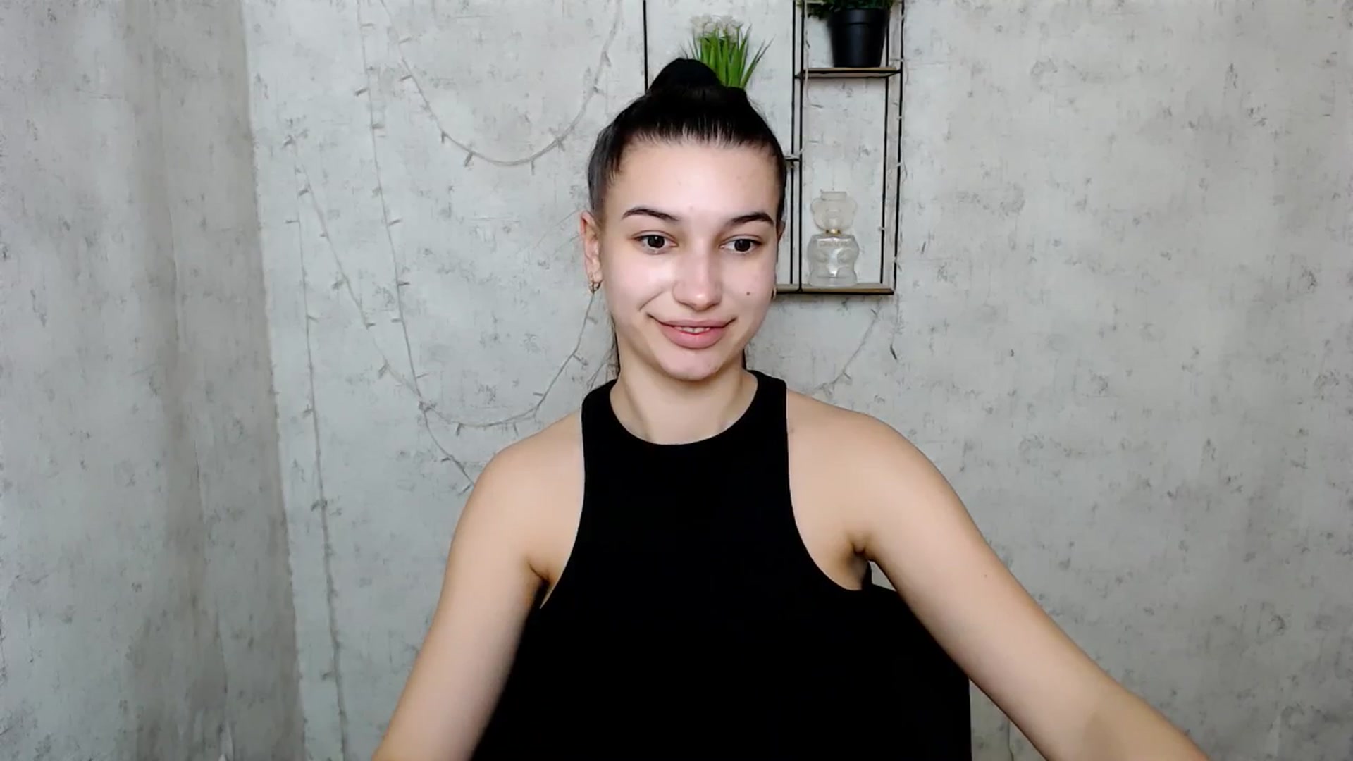 Gallery image thumbnail from PolaKim_'s myfreecams stream on, 03/22/2025, 13:14 image 12 of 20