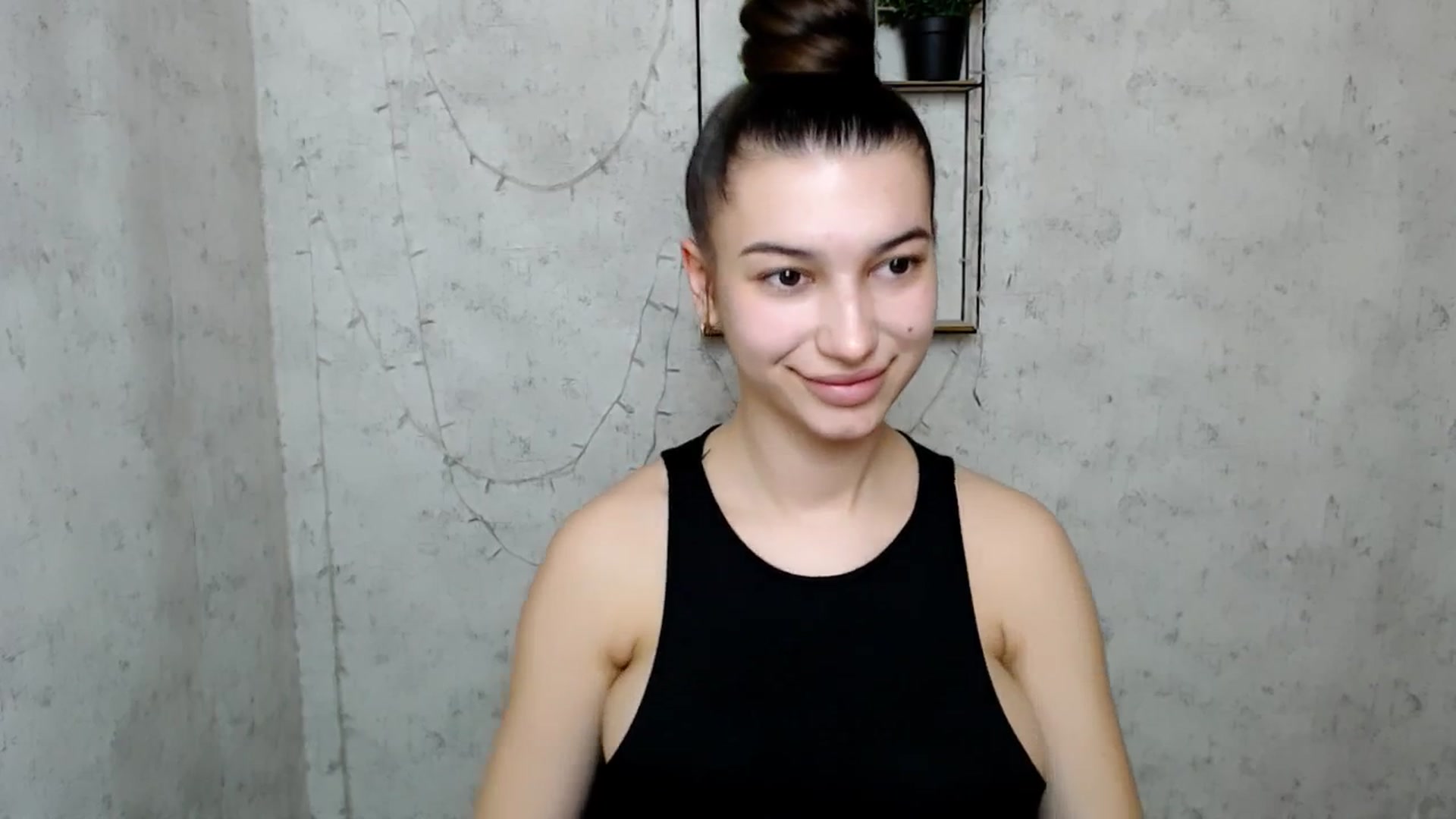 Gallery image thumbnail from PolaKim_'s myfreecams stream on, 03/23/2025, 08:12 image 13 of 20
