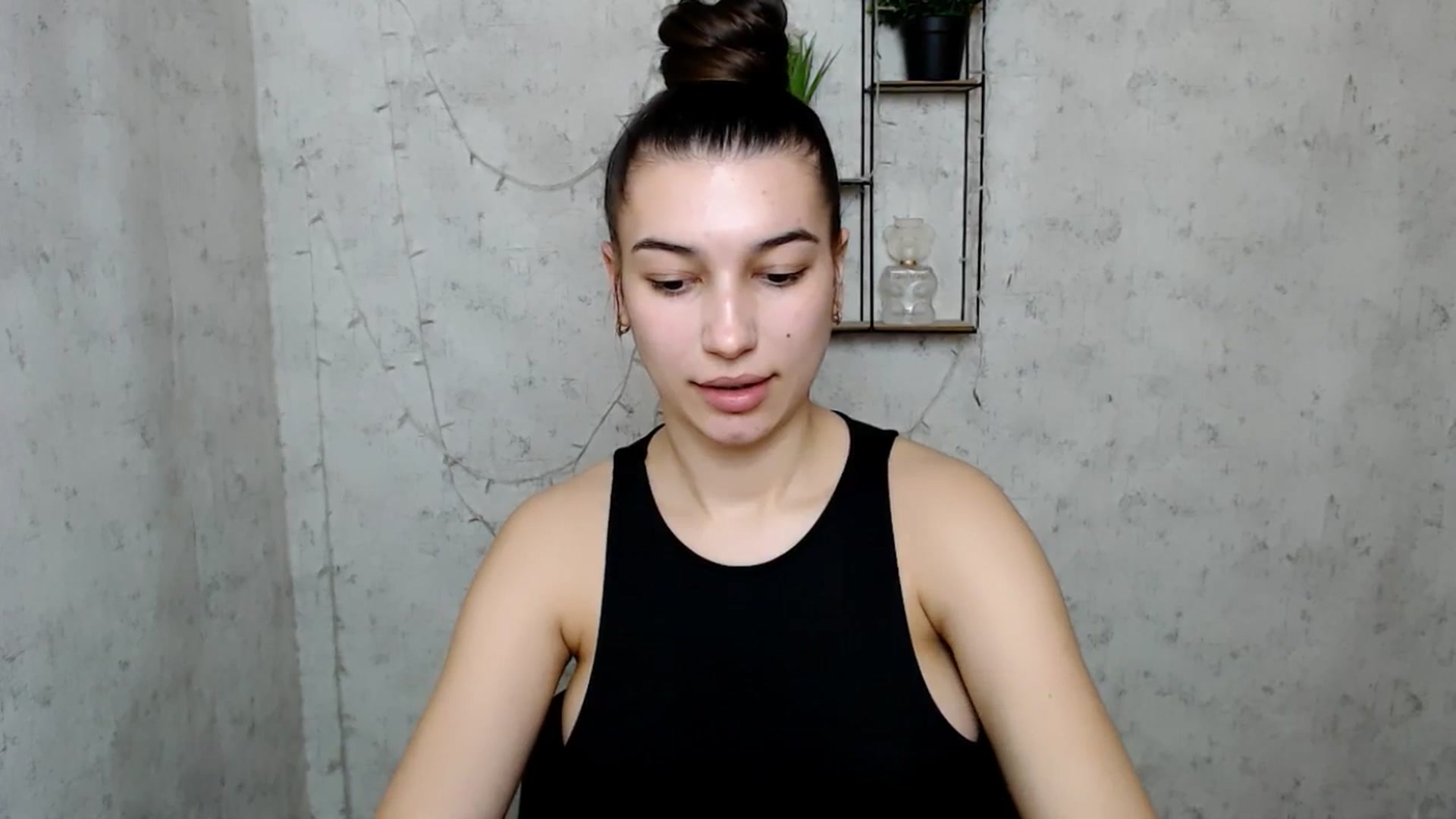 Gallery image thumbnail from PolaKim_'s myfreecams stream on, 03/23/2025, 08:12 image 15 of 20