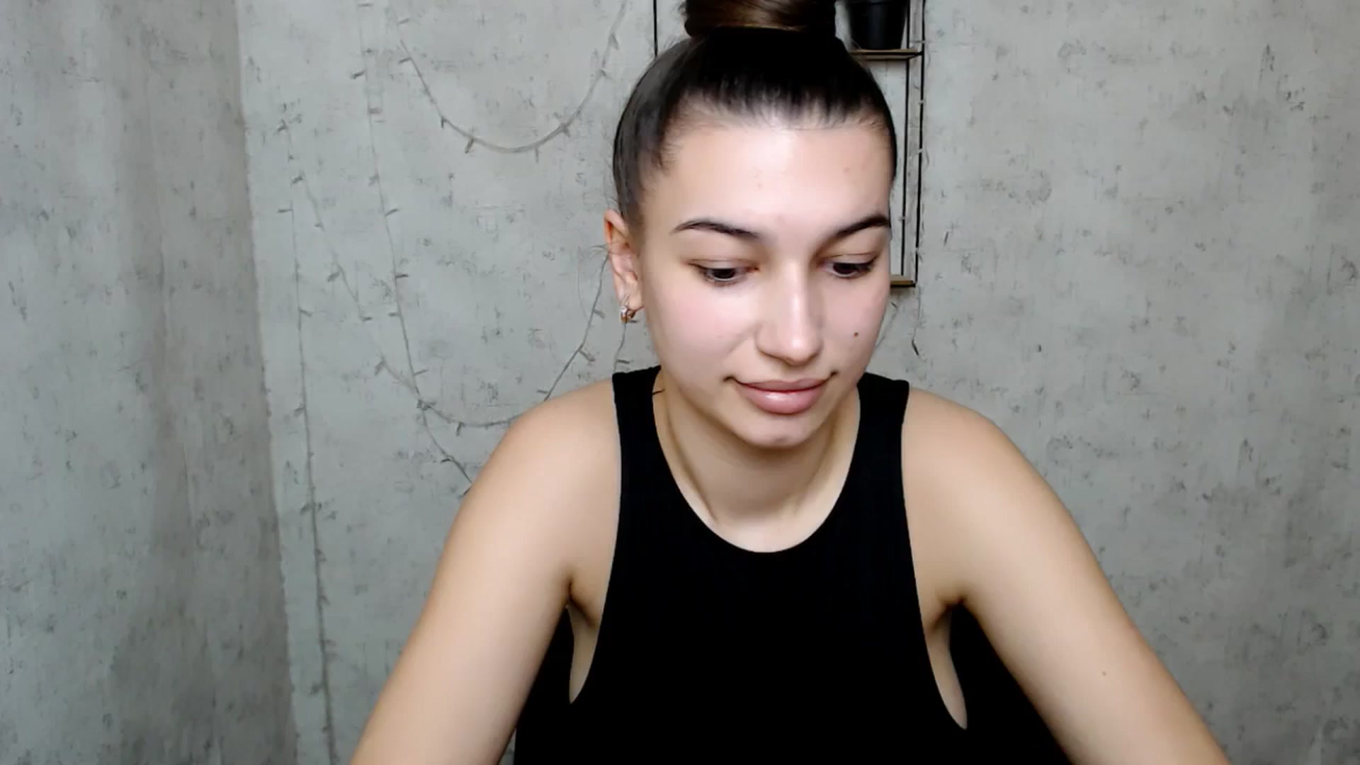 Gallery image thumbnail from PolaKim_'s myfreecams stream on, 03/23/2025, 09:49 image 18 of 20