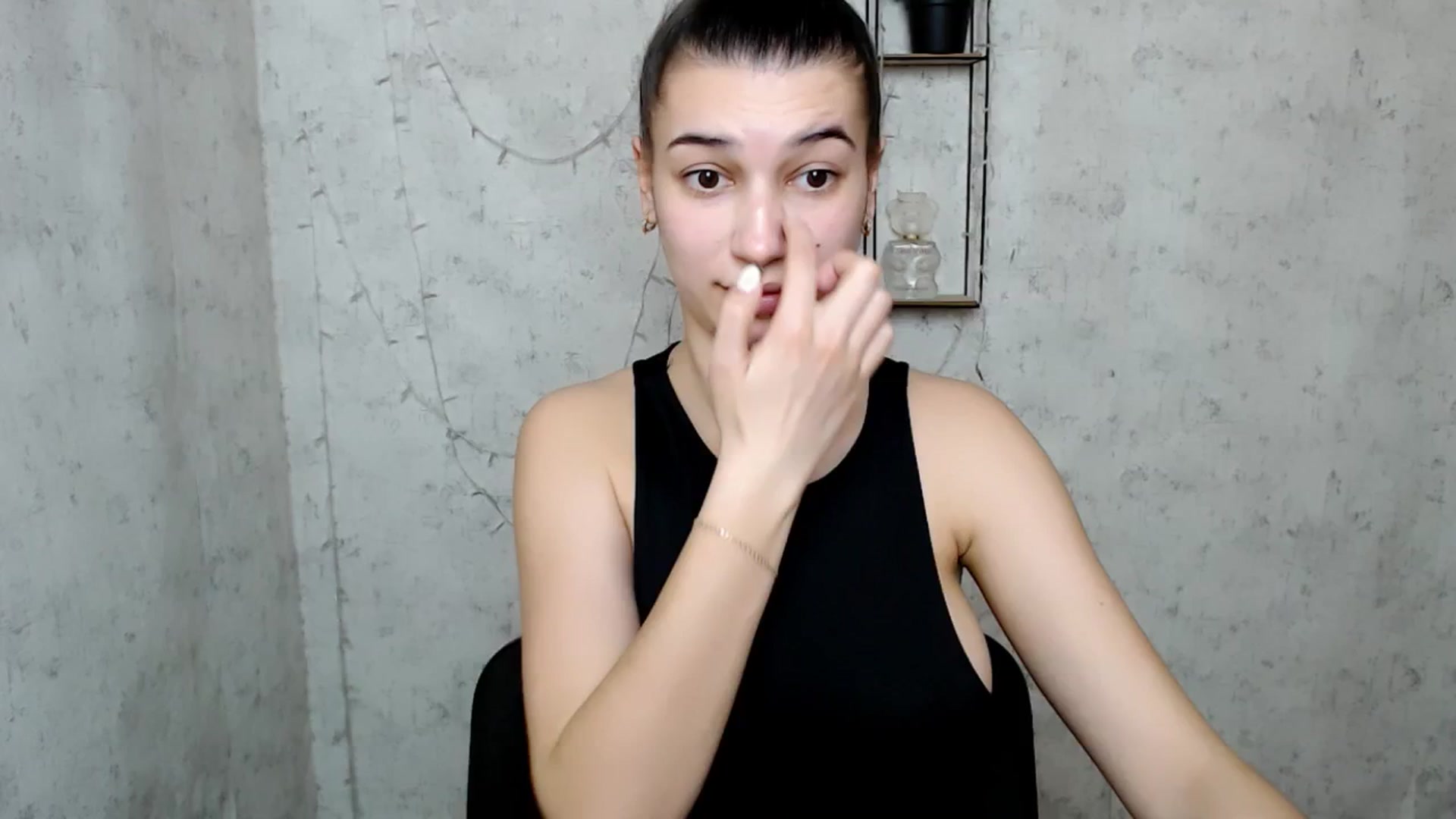 Gallery image thumbnail from PolaKim_'s myfreecams stream on, 03/23/2025, 09:49 image 15 of 20