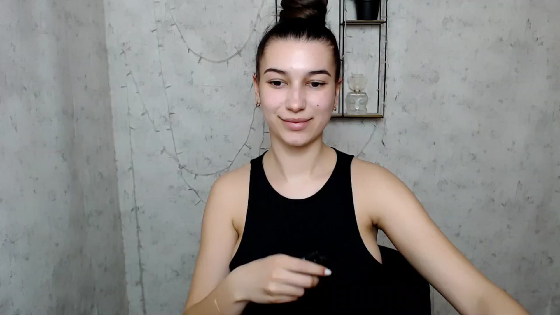 Gallery image thumbnail from PolaKim_'s myfreecams stream on, 03/23/2025, 11:40 image 15 of 20