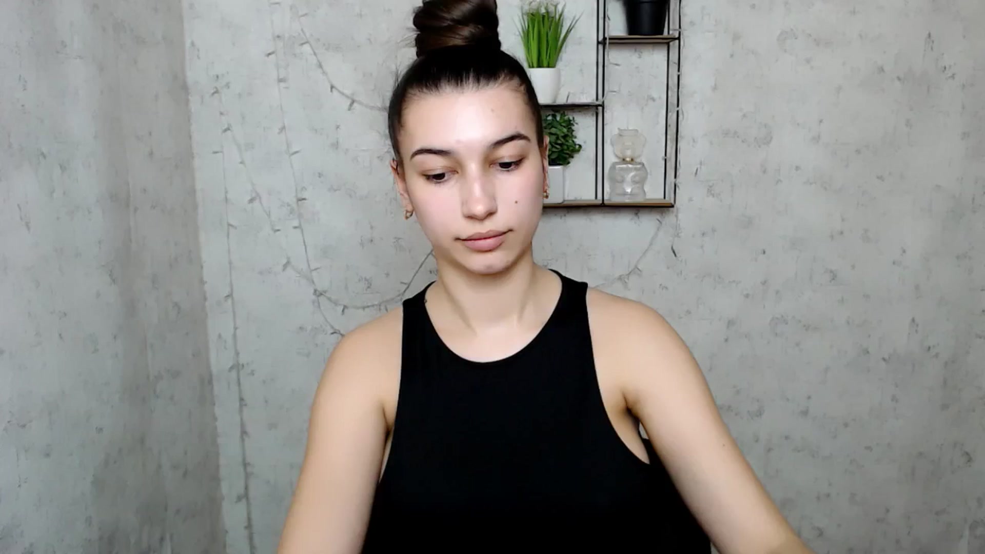 Gallery image thumbnail from PolaKim_'s myfreecams stream on, 03/23/2025, 11:40 image 11 of 20