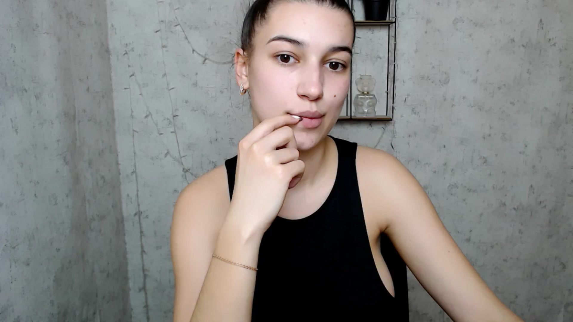 Gallery image thumbnail from PolaKim_'s myfreecams stream on, 03/23/2025, 13:48 image 2 of 20