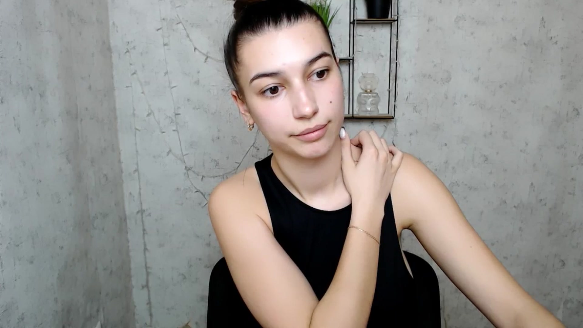Gallery image thumbnail from PolaKim_'s myfreecams stream on, 03/23/2025, 15:10 image 19 of 20