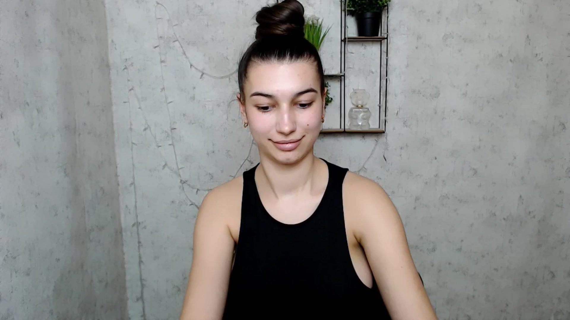 Gallery image thumbnail from PolaKim_'s myfreecams stream on, 03/23/2025, 15:10 image 1 of 20
