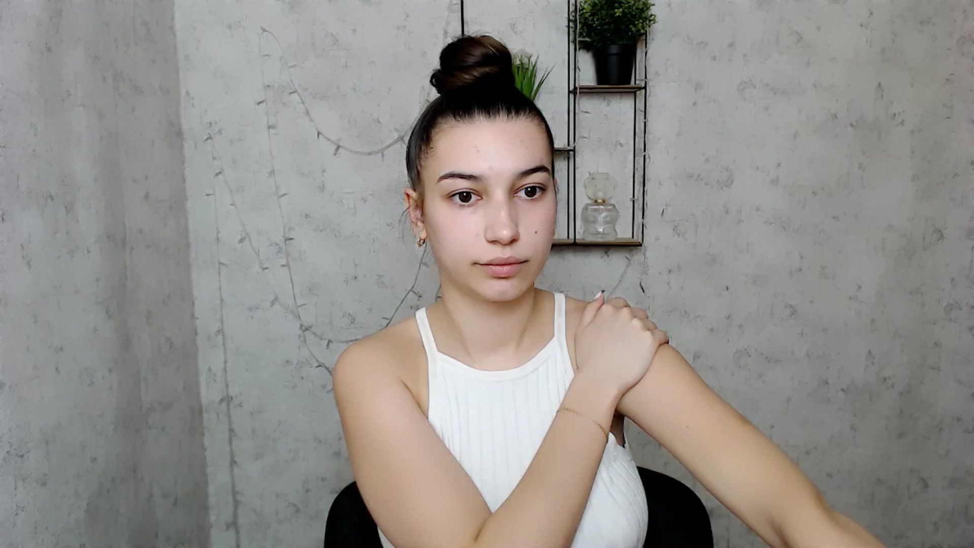 Gallery image thumbnail from PolaKim_'s myfreecams stream on, 03/24/2025, 08:06 image 10 of 20