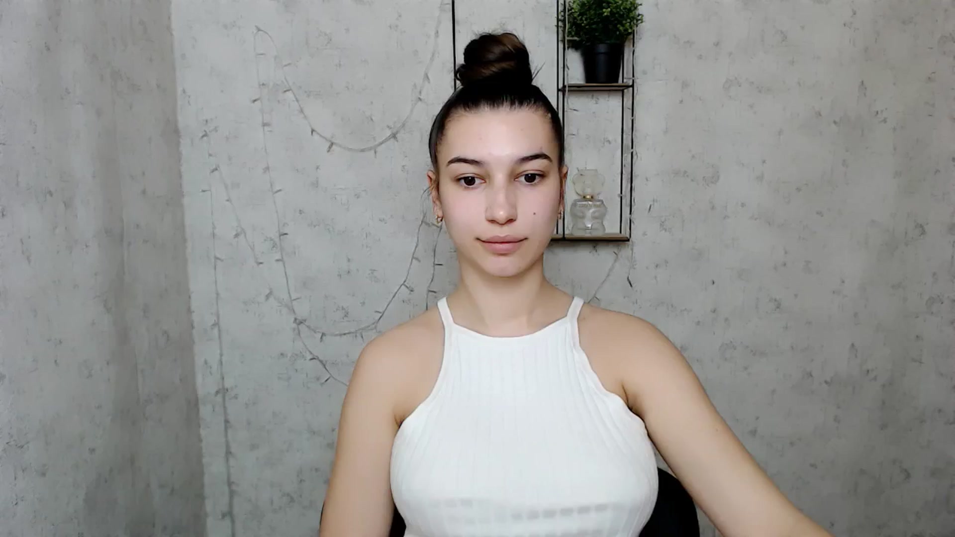 Gallery image thumbnail from PolaKim_'s myfreecams stream on, 03/24/2025, 08:06 image 8 of 20