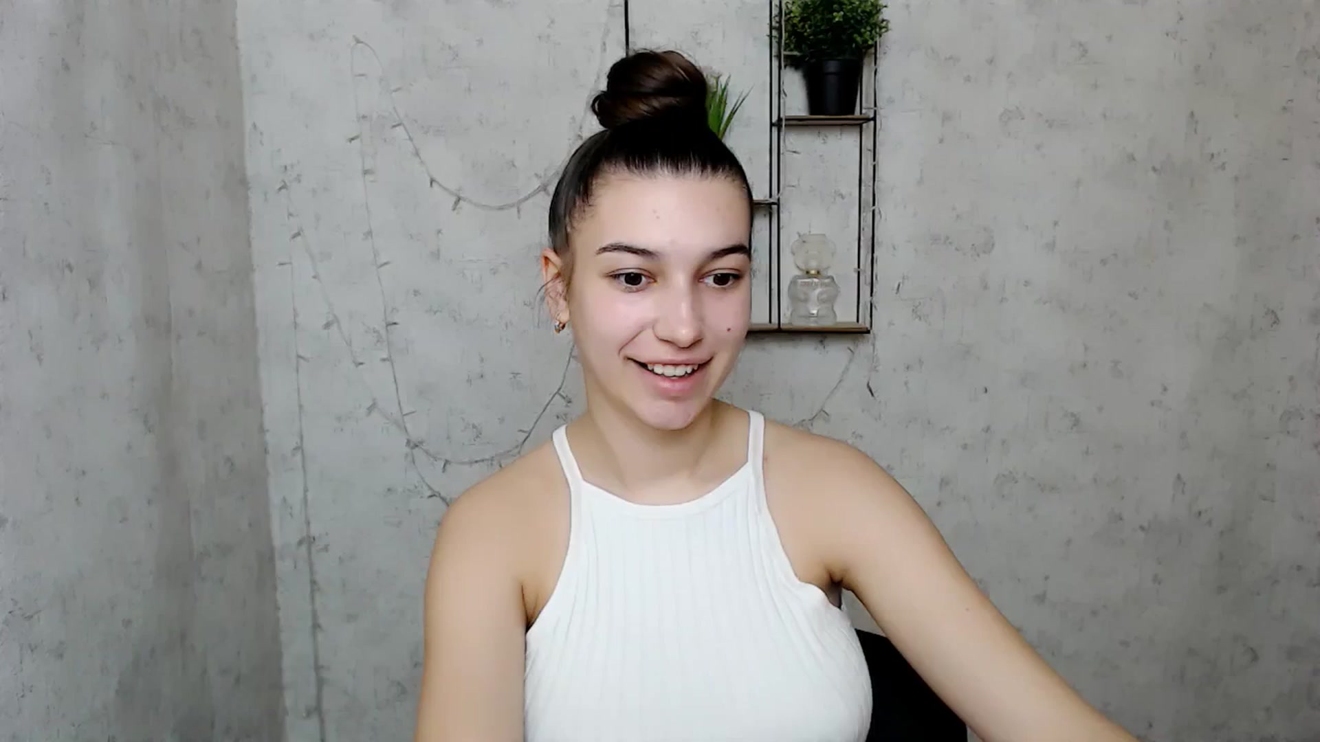 Gallery image thumbnail from PolaKim_'s myfreecams stream on, 03/24/2025, 08:06 image 11 of 20