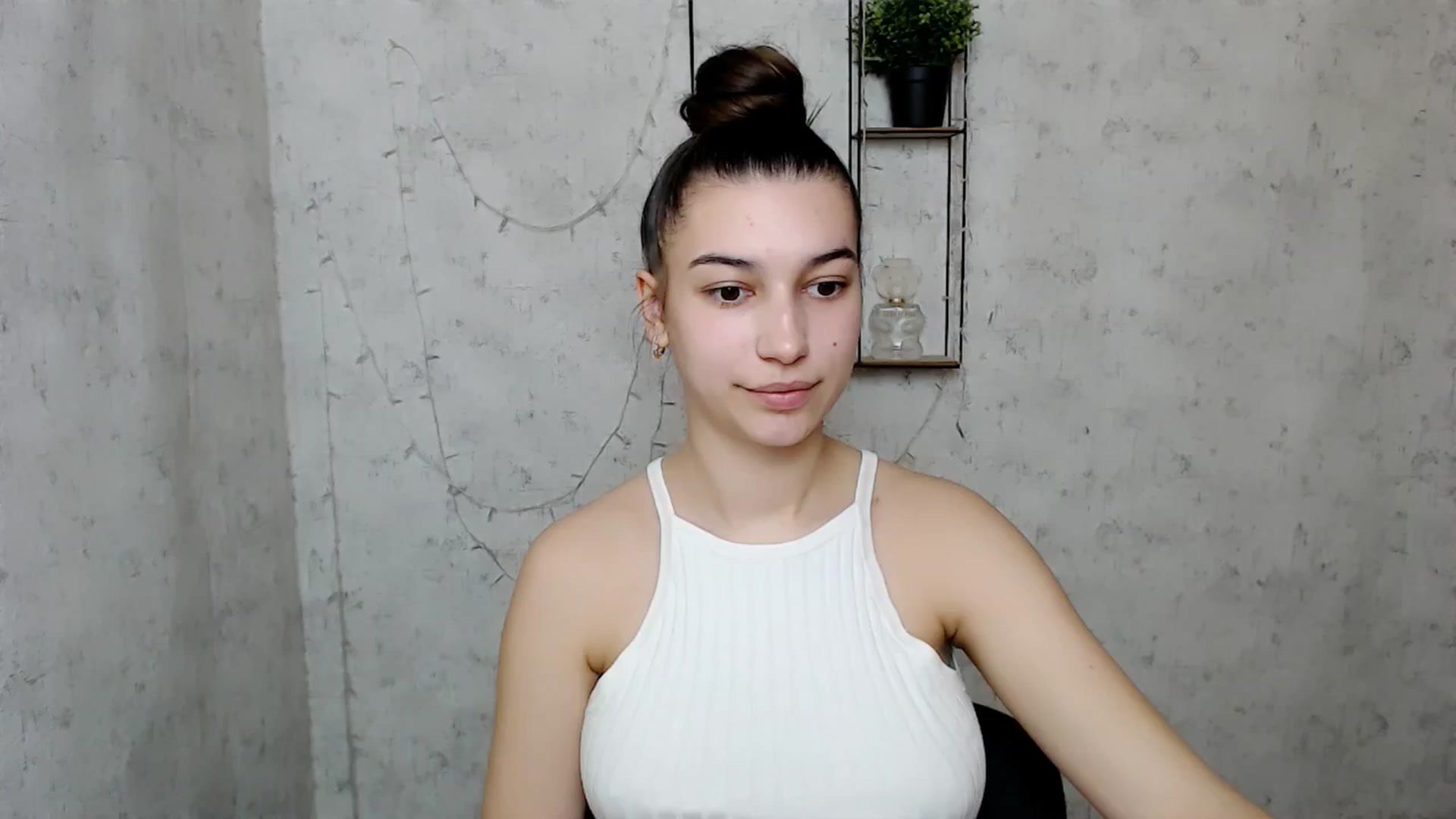 Gallery image thumbnail from PolaKim_'s myfreecams stream on, 03/24/2025, 08:06 image 9 of 20
