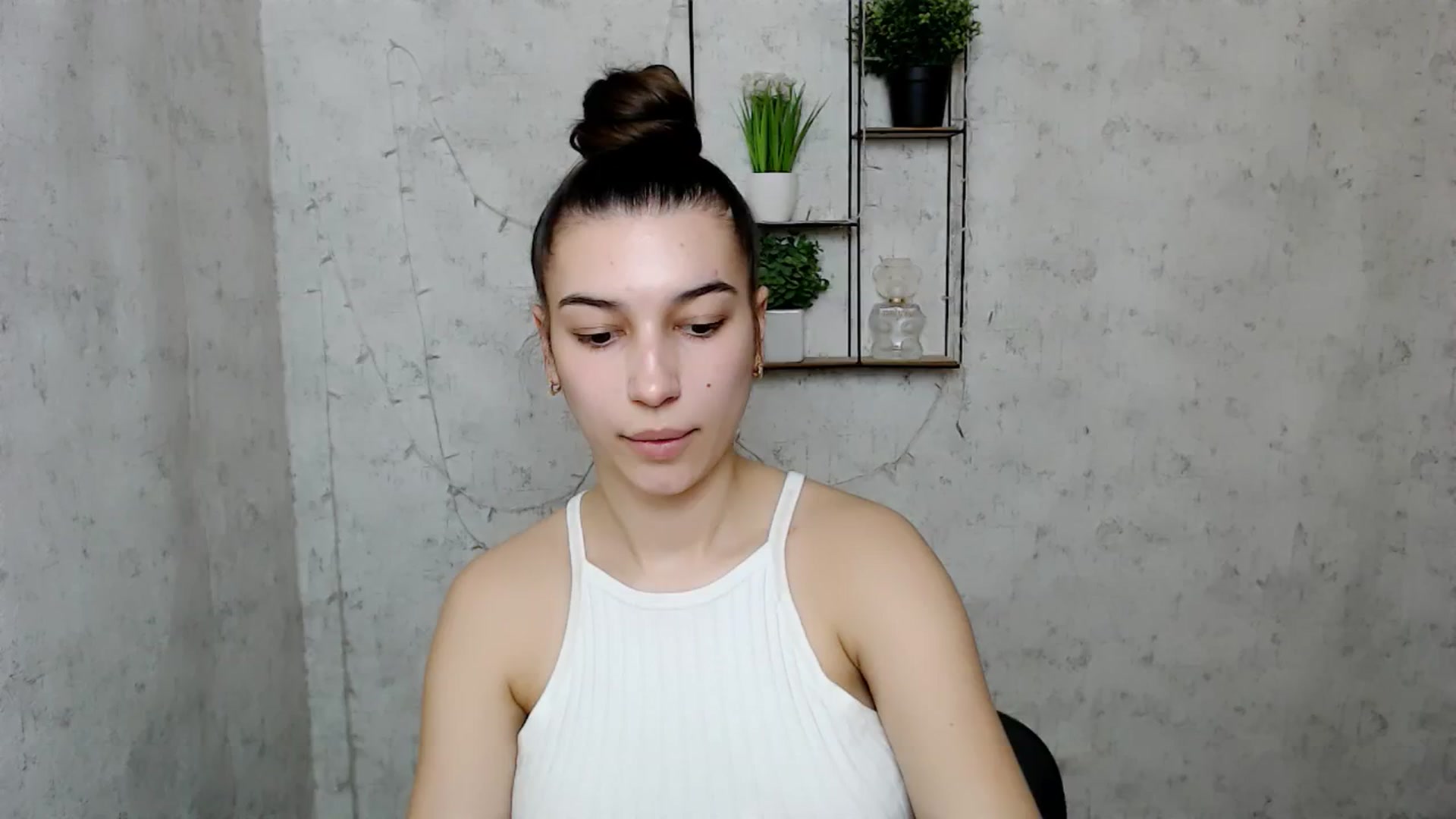 Gallery image thumbnail from PolaKim_'s myfreecams stream on, 03/24/2025, 08:06 image 6 of 20