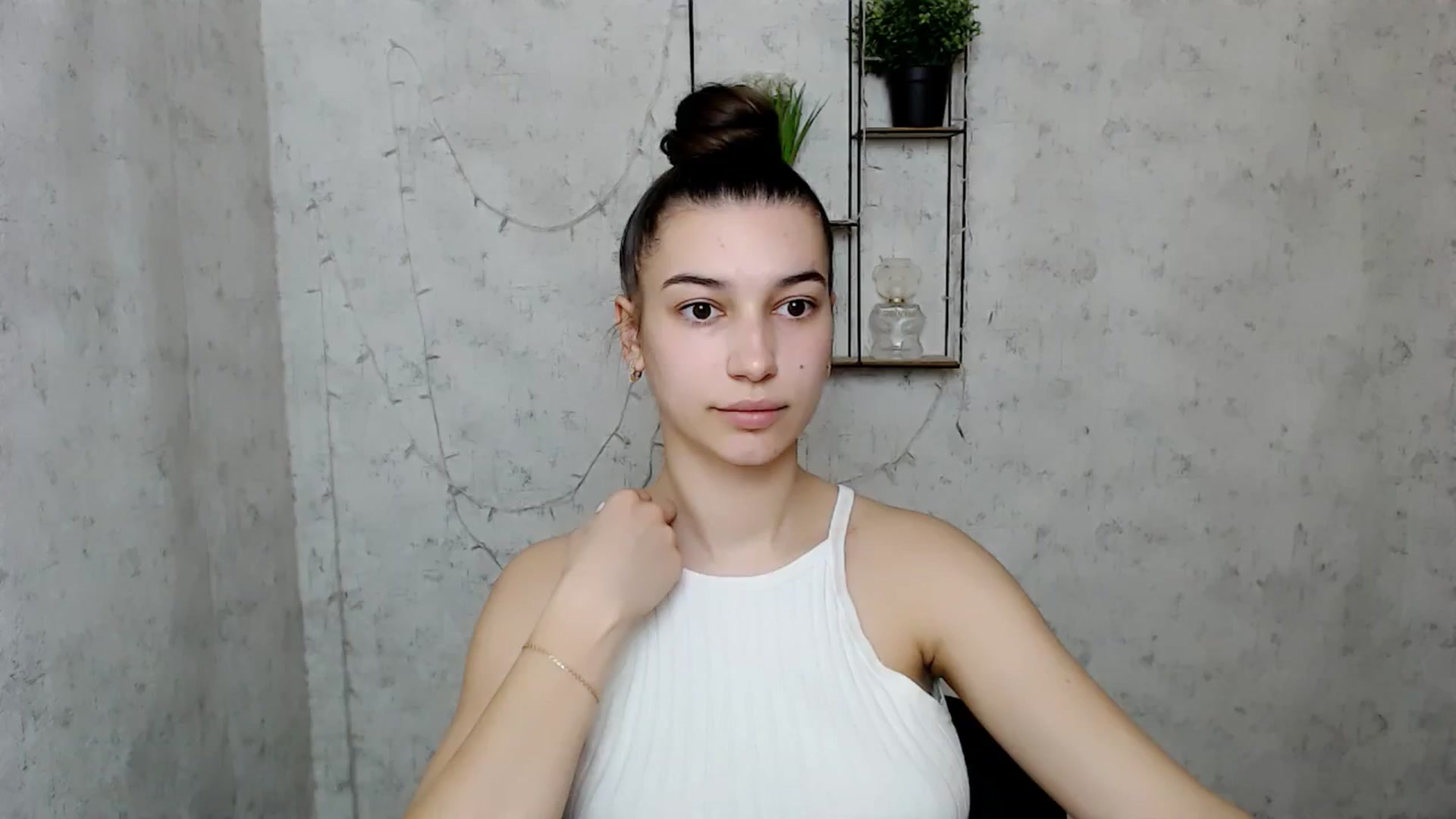Gallery image thumbnail from PolaKim_'s myfreecams stream on, 03/24/2025, 08:06 image 7 of 20