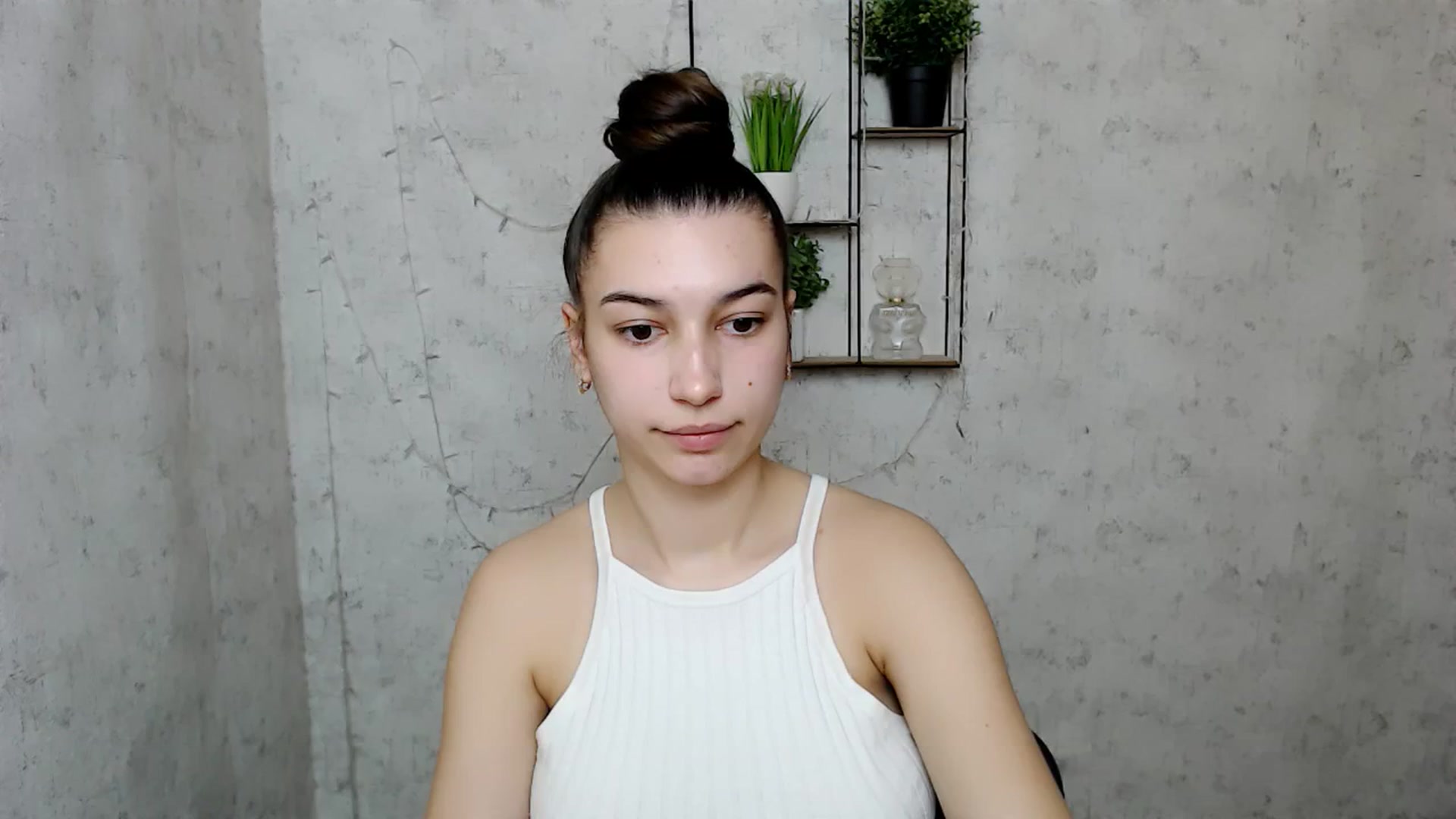 Gallery image thumbnail from PolaKim_'s myfreecams stream on, 03/24/2025, 08:06 image 4 of 20