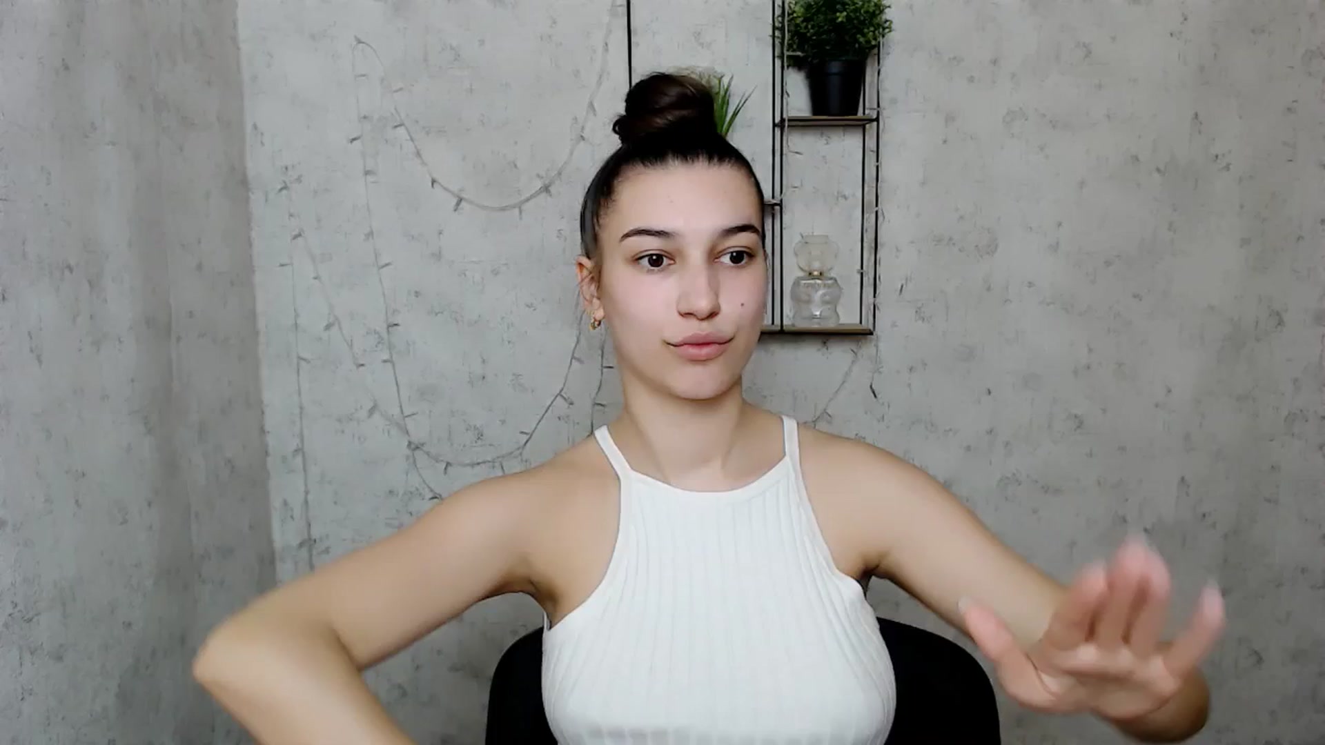 Gallery image thumbnail from PolaKim_'s myfreecams stream on, 03/24/2025, 08:06 image 16 of 20