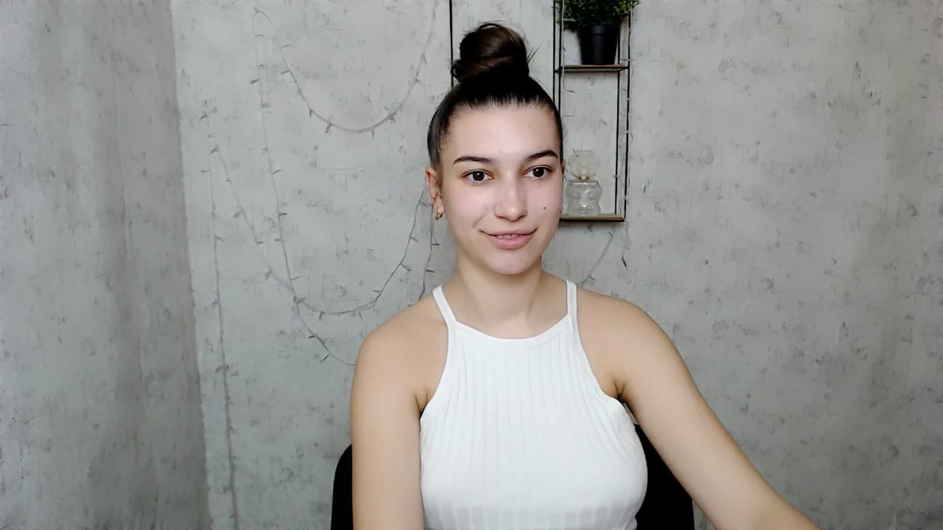 Gallery image thumbnail from PolaKim_'s myfreecams stream on, 03/24/2025, 08:31 image 7 of 20