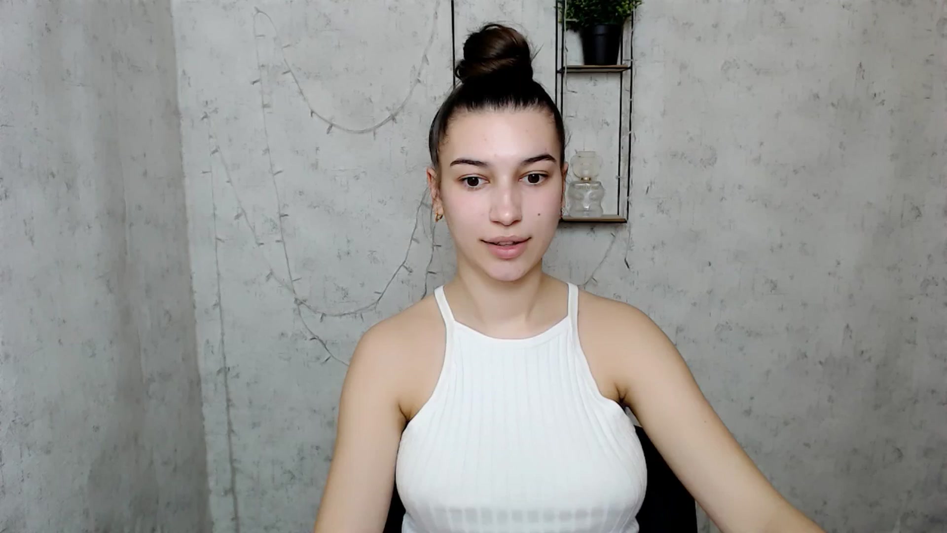 Gallery image thumbnail from PolaKim_'s myfreecams stream on, 03/24/2025, 08:31 image 8 of 20