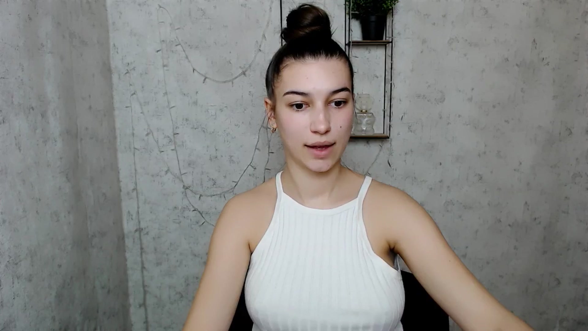 Gallery image thumbnail from PolaKim_'s myfreecams stream on, 03/24/2025, 08:57 image 13 of 20