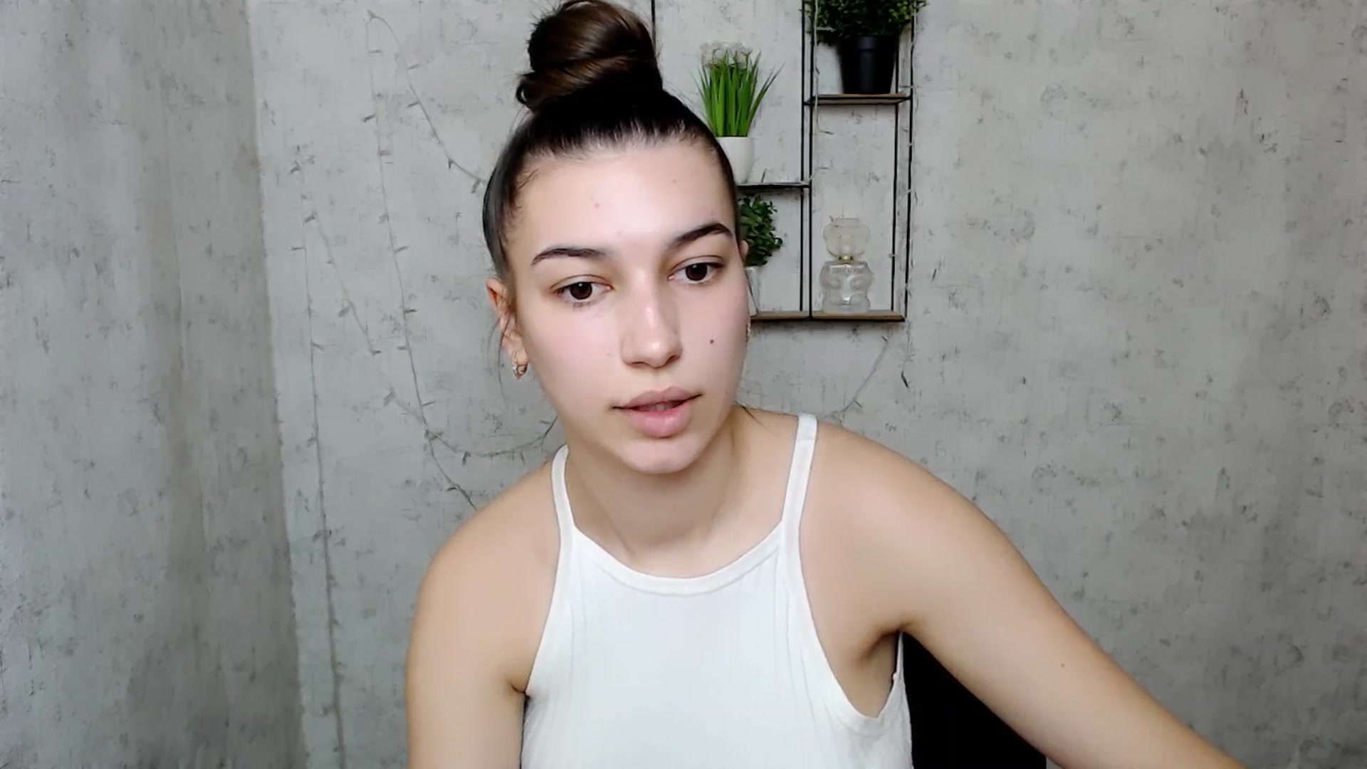 Gallery image thumbnail from PolaKim_'s myfreecams stream on, 03/24/2025, 08:57 image 16 of 20