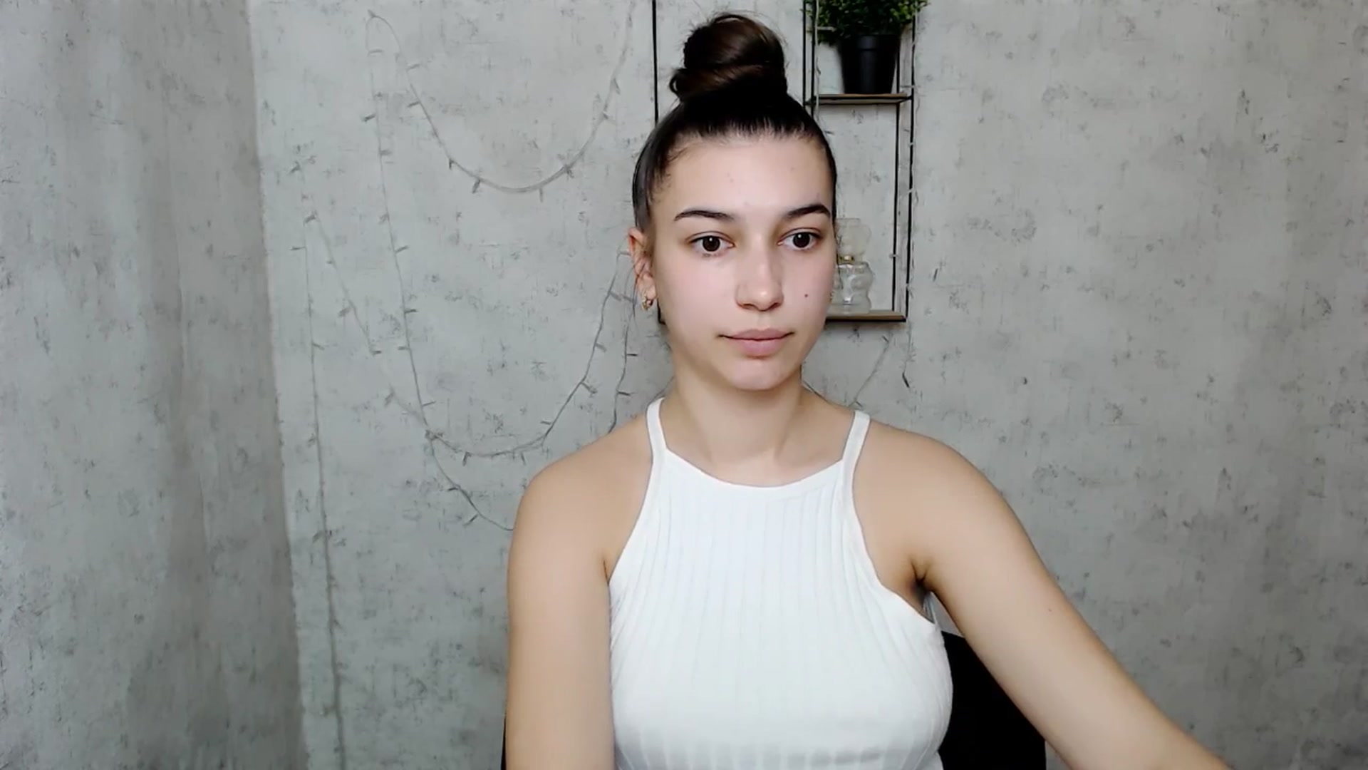 Gallery image thumbnail from PolaKim_'s myfreecams stream on, 03/24/2025, 08:57 image 14 of 20